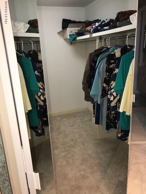 Summerwinds Condo - Residential