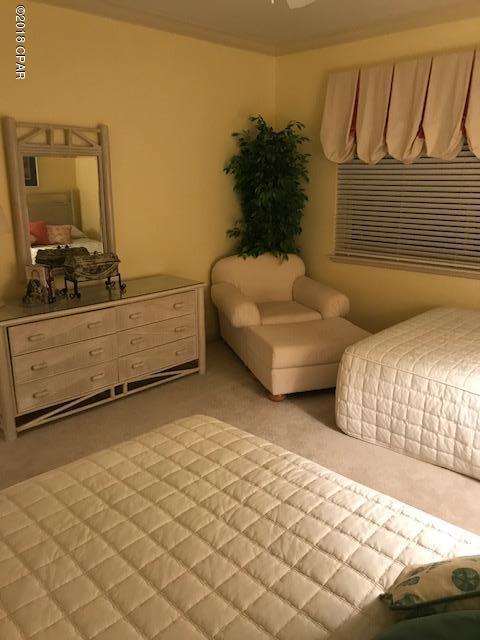 Summerwinds Condo - Residential