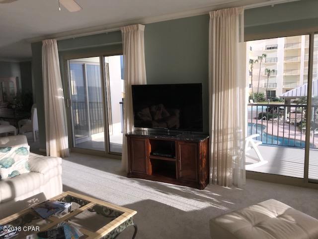 Summerwinds Condo - Residential