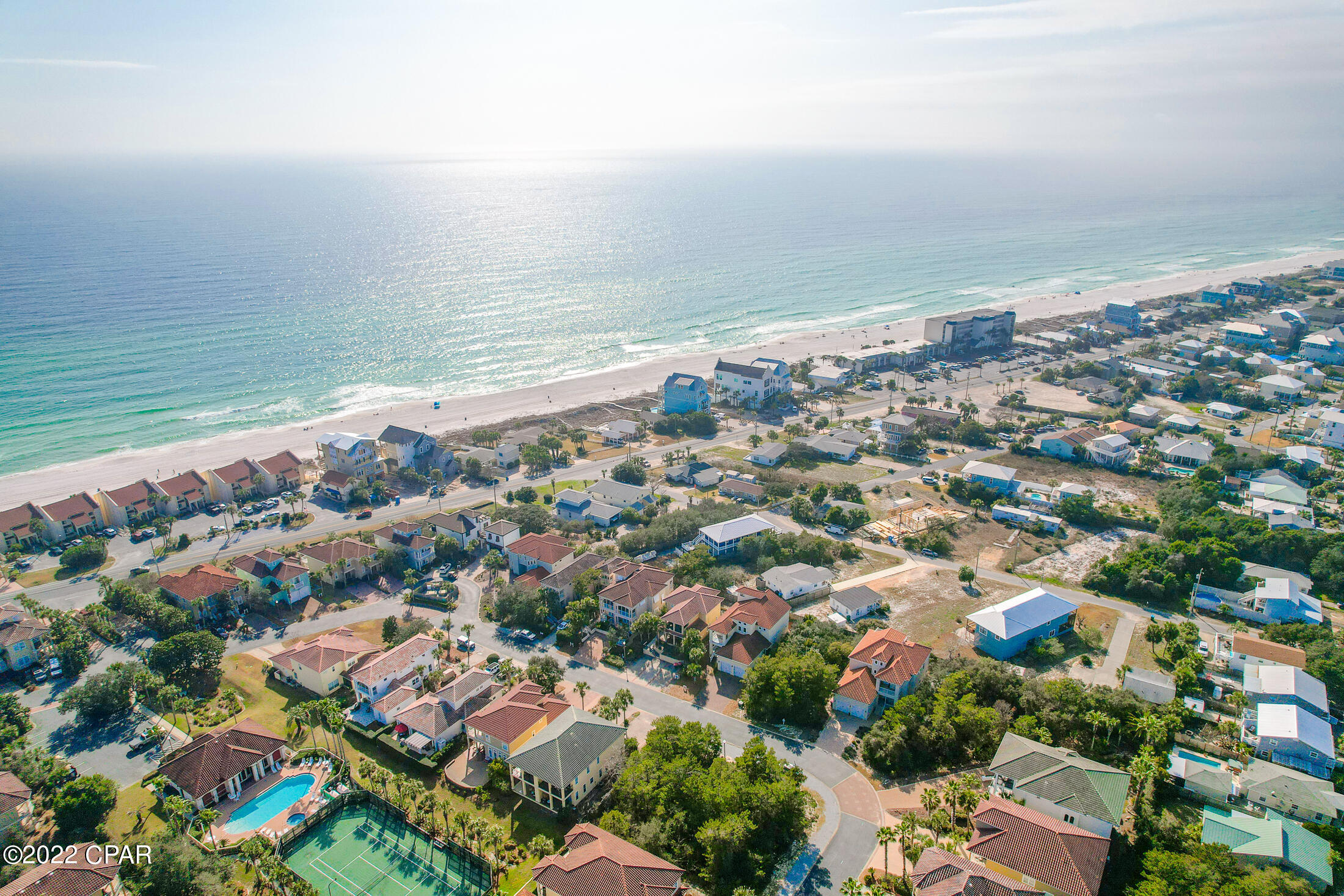 La Valencia Beach Resort - Land
