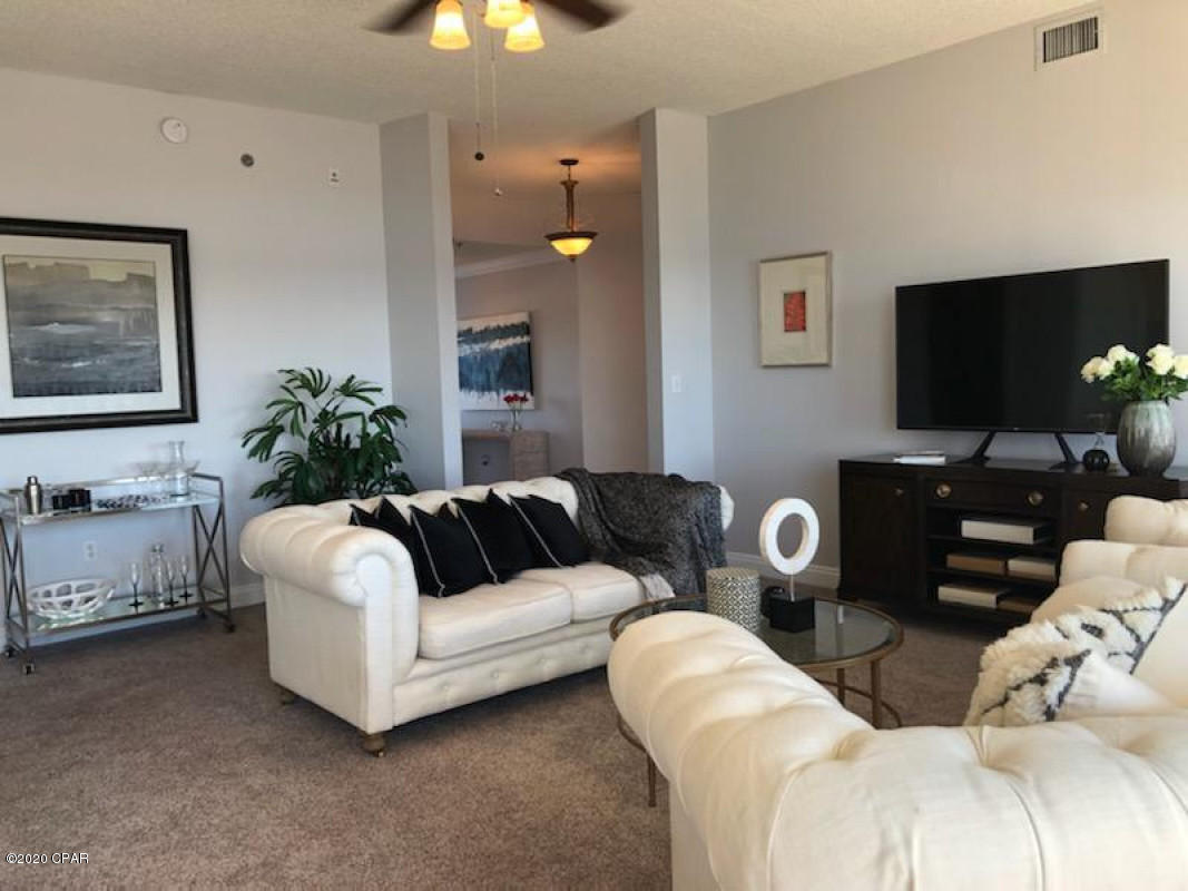 Marina Bay Condo - Residential