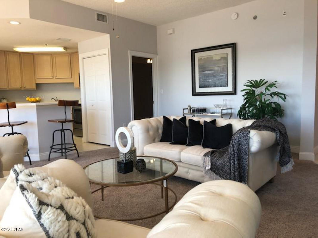 Marina Bay Condo - Residential