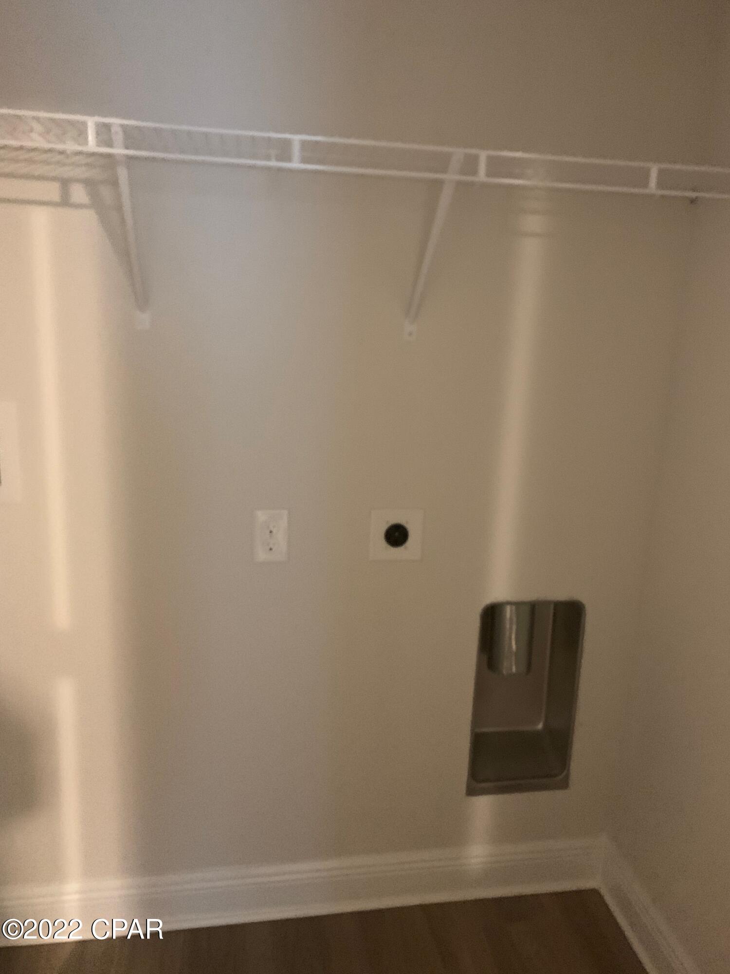 Hathaway Townhomes - Residential Lease