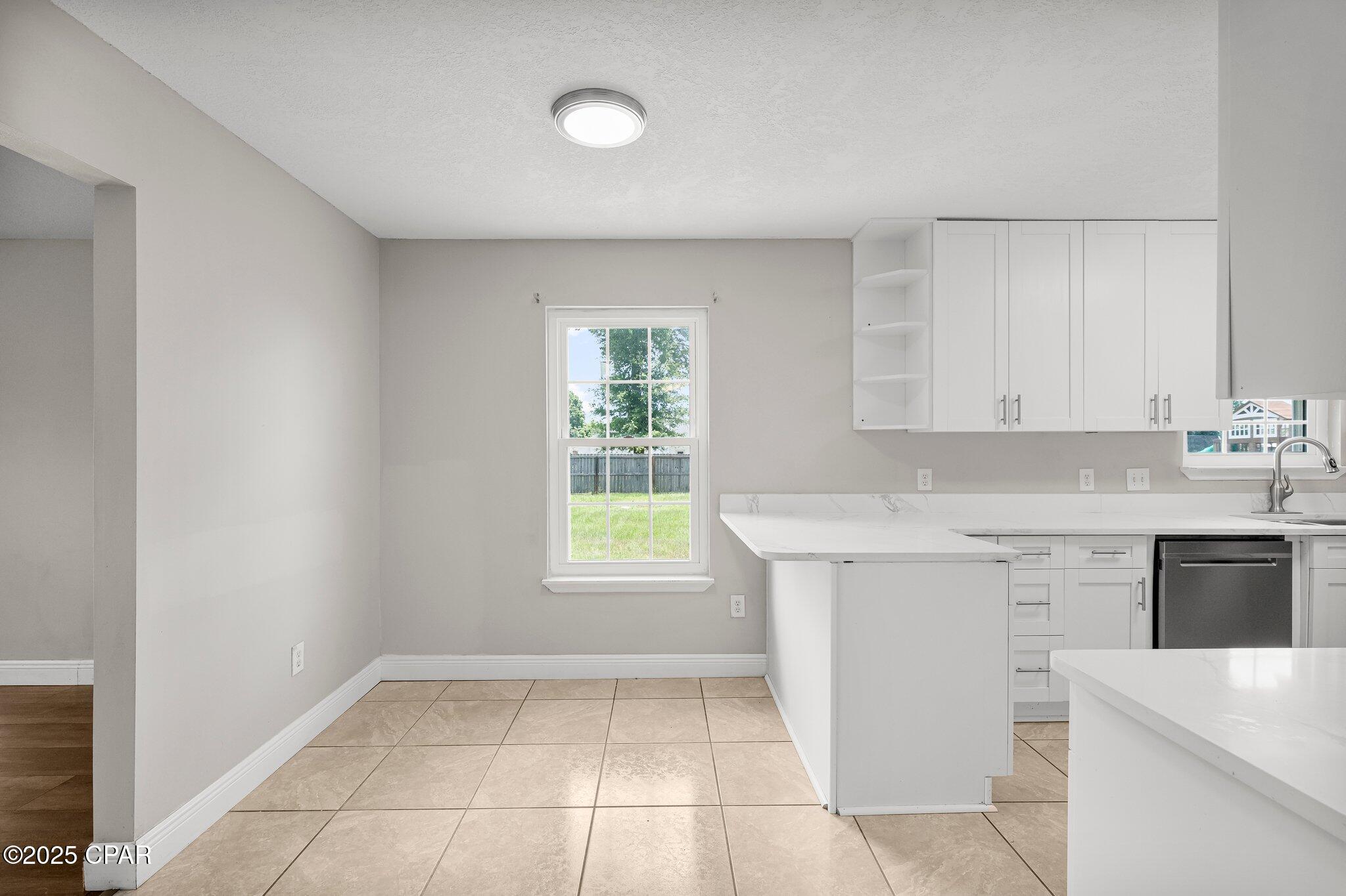 Shadow Bay Unit 5 - Residential