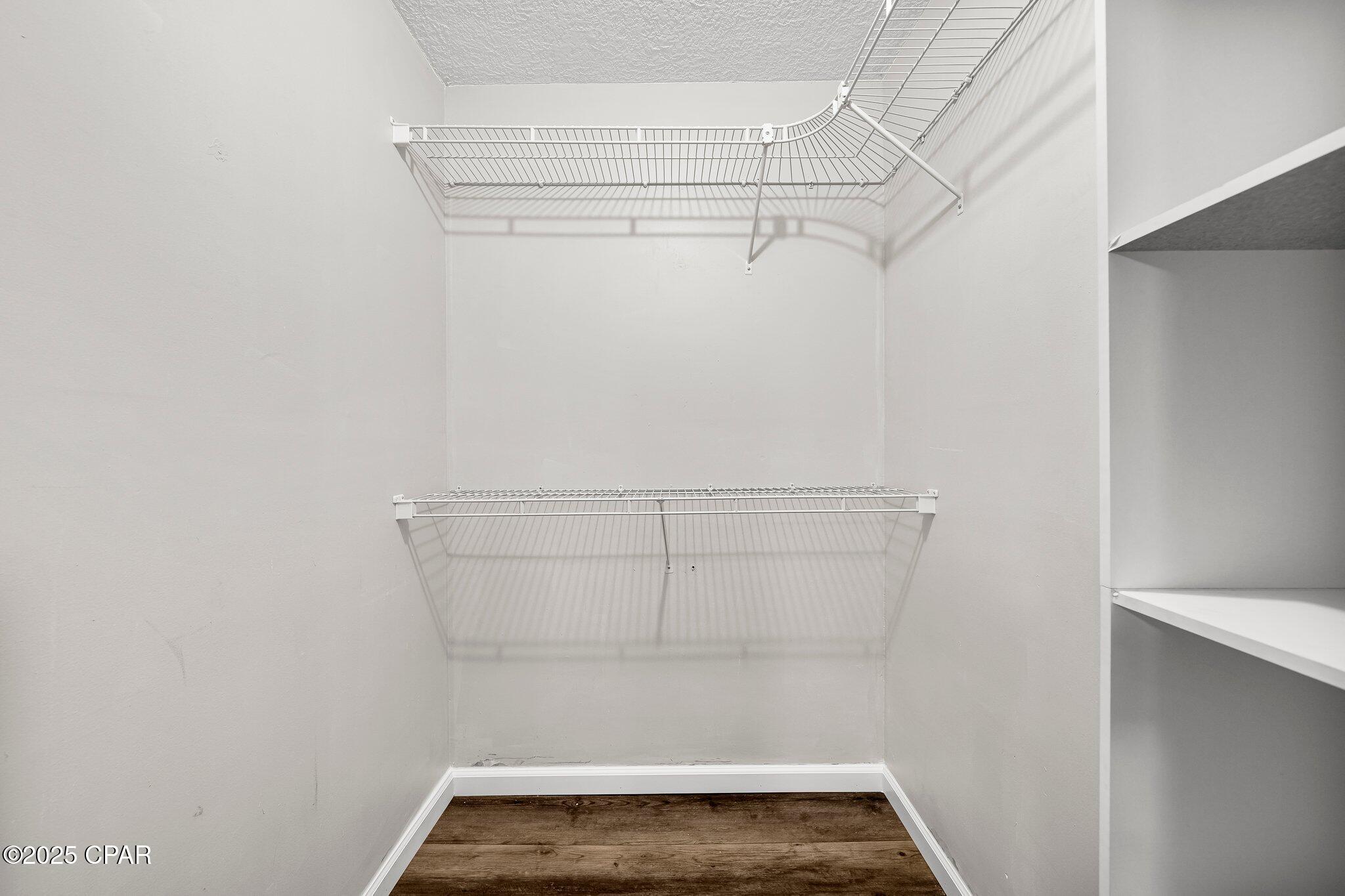 Shadow Bay Unit 5 - Residential