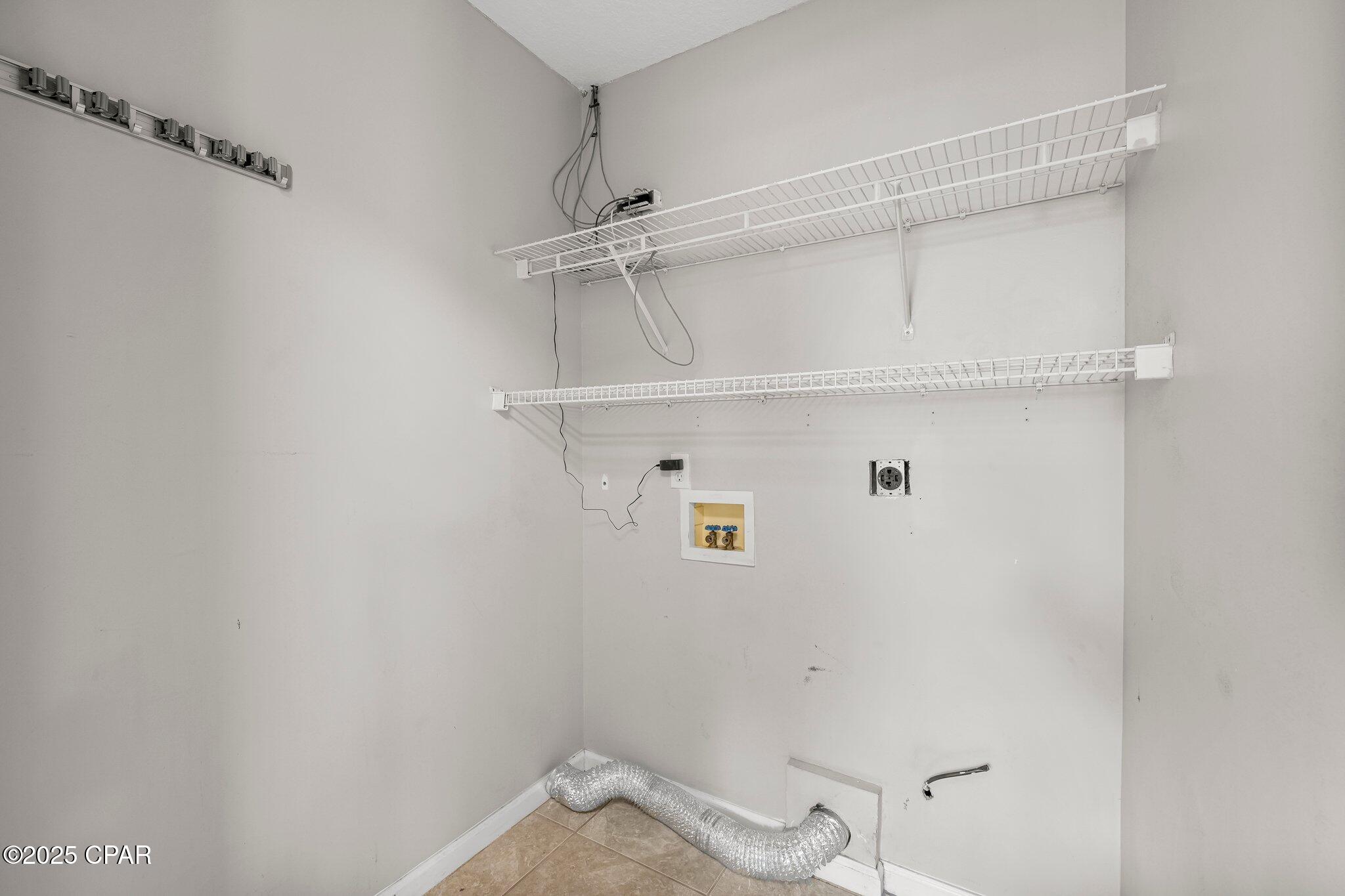 Shadow Bay Unit 5 - Residential