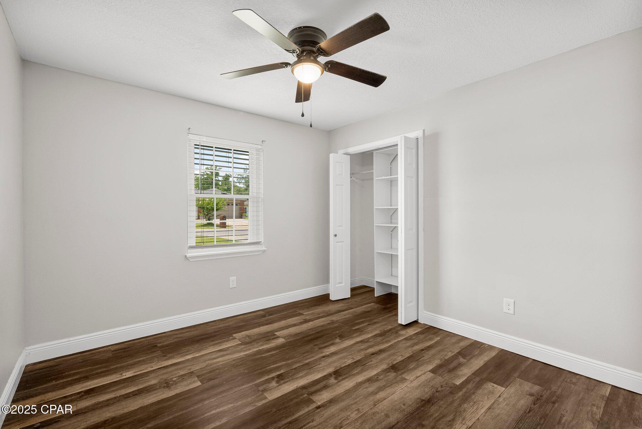 Shadow Bay Unit 5 - Residential