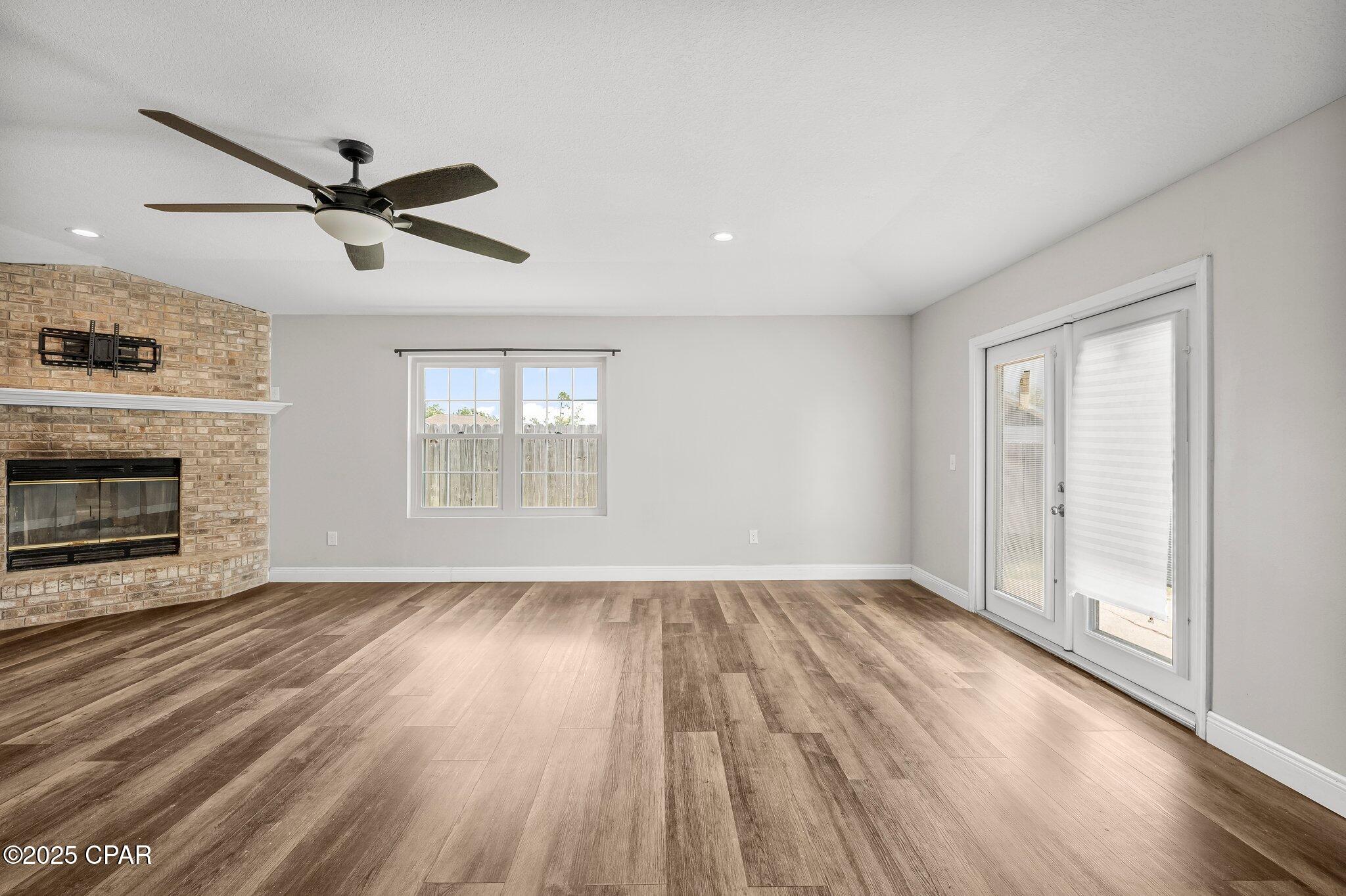 Shadow Bay Unit 5 - Residential