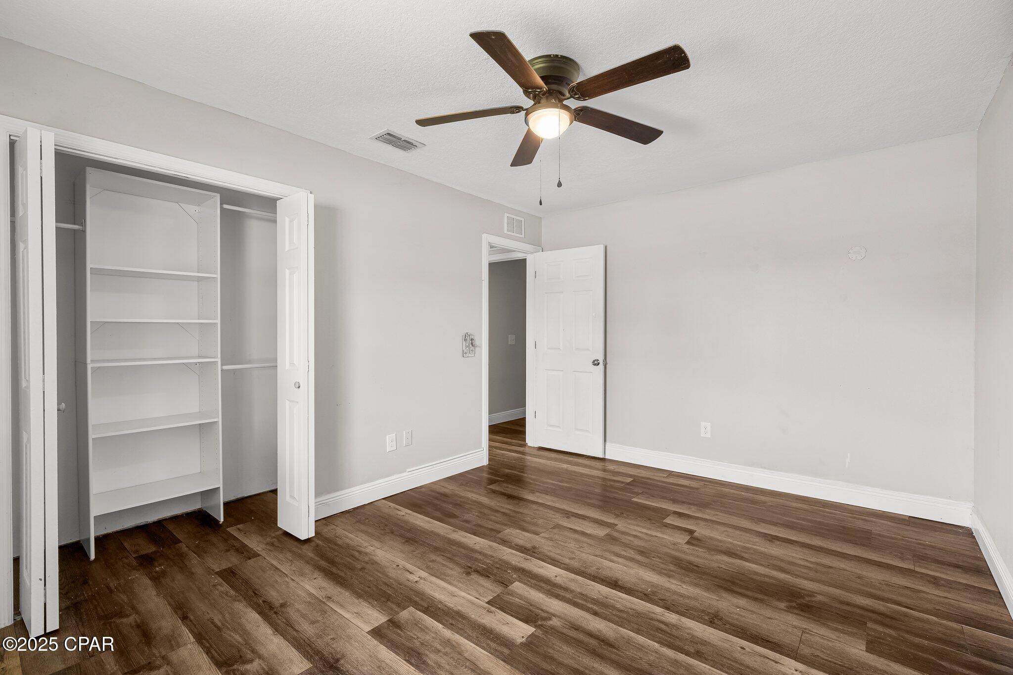 Shadow Bay Unit 5 - Residential