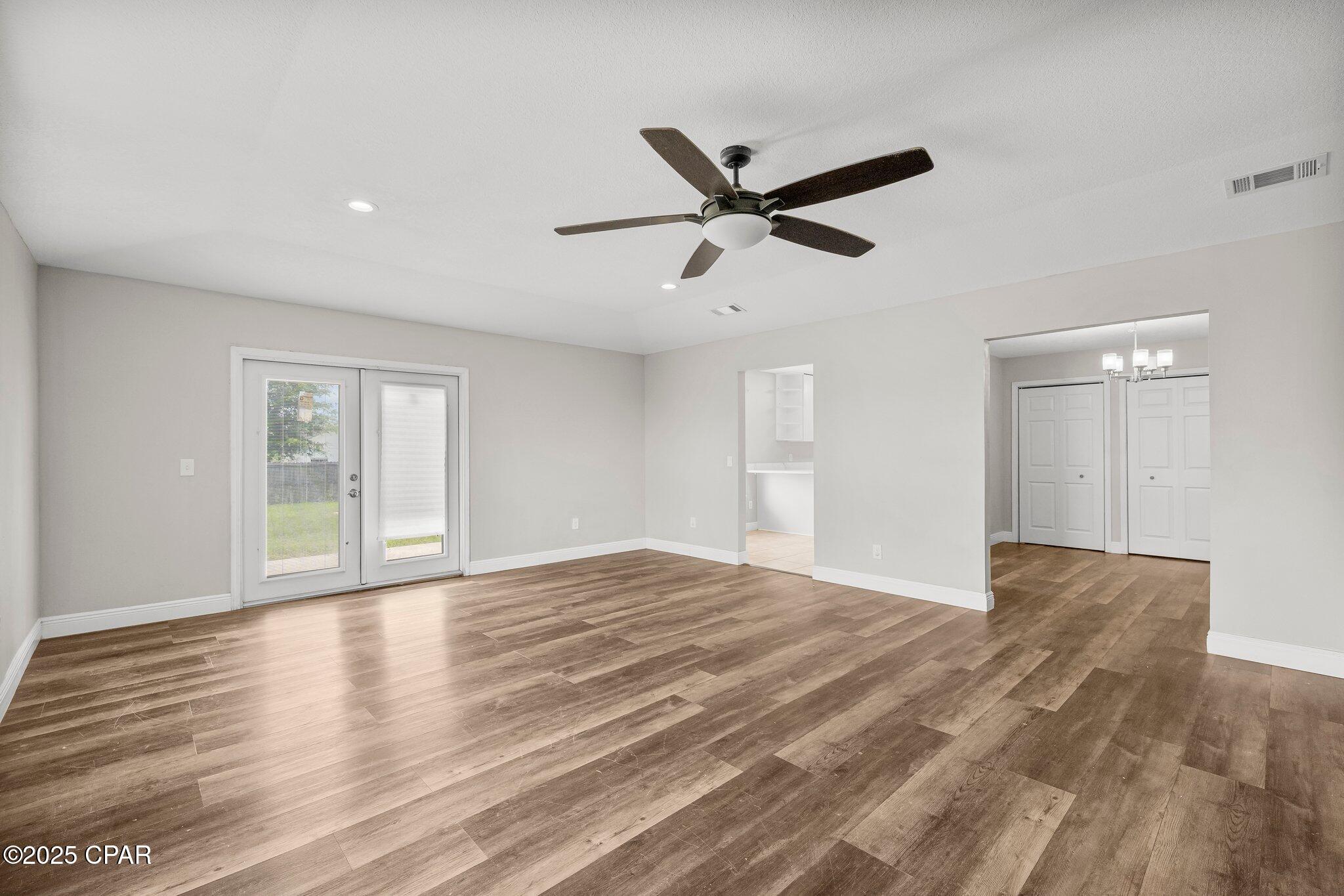 Shadow Bay Unit 5 - Residential