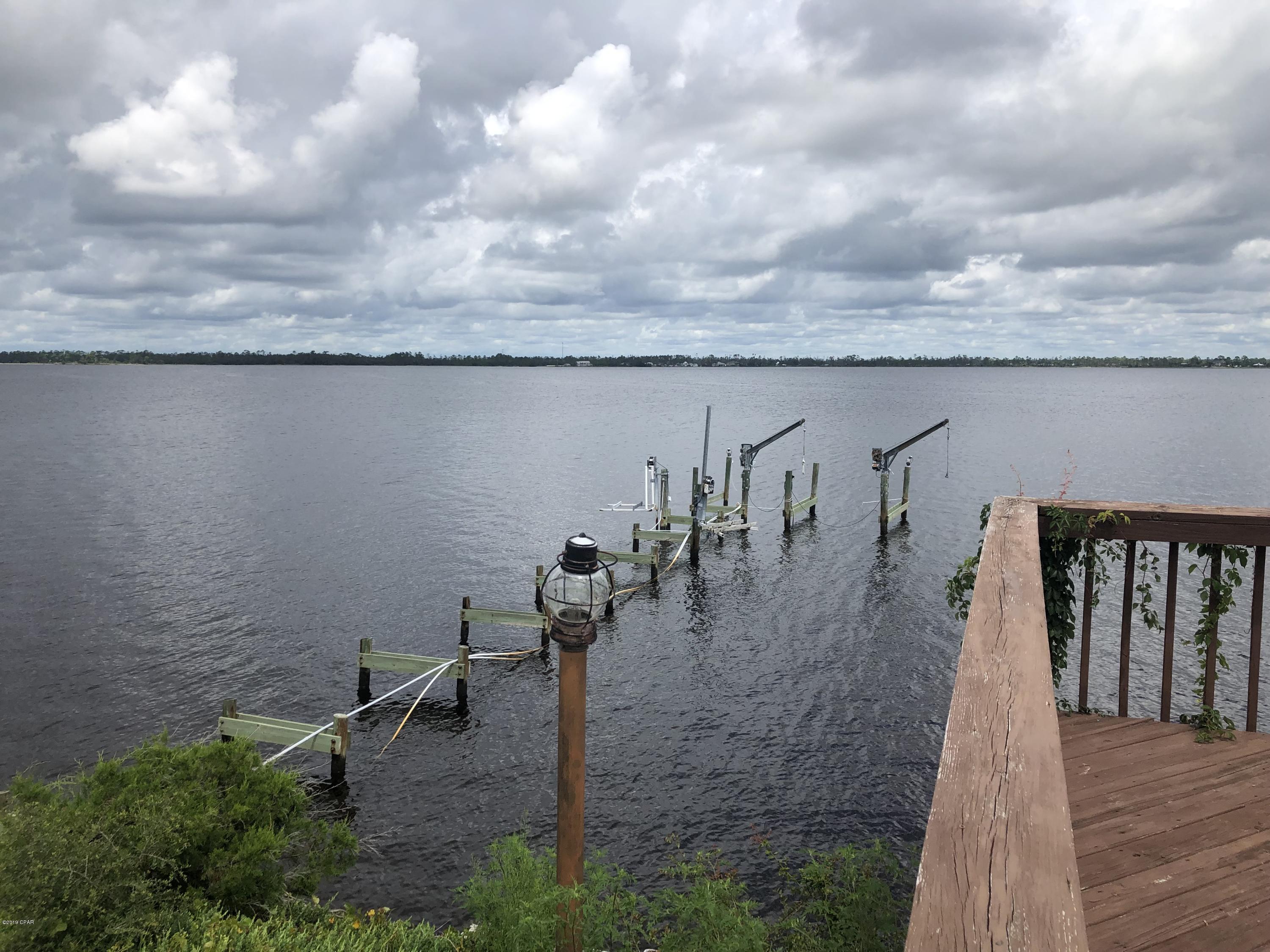 Tropical Bay - Residential