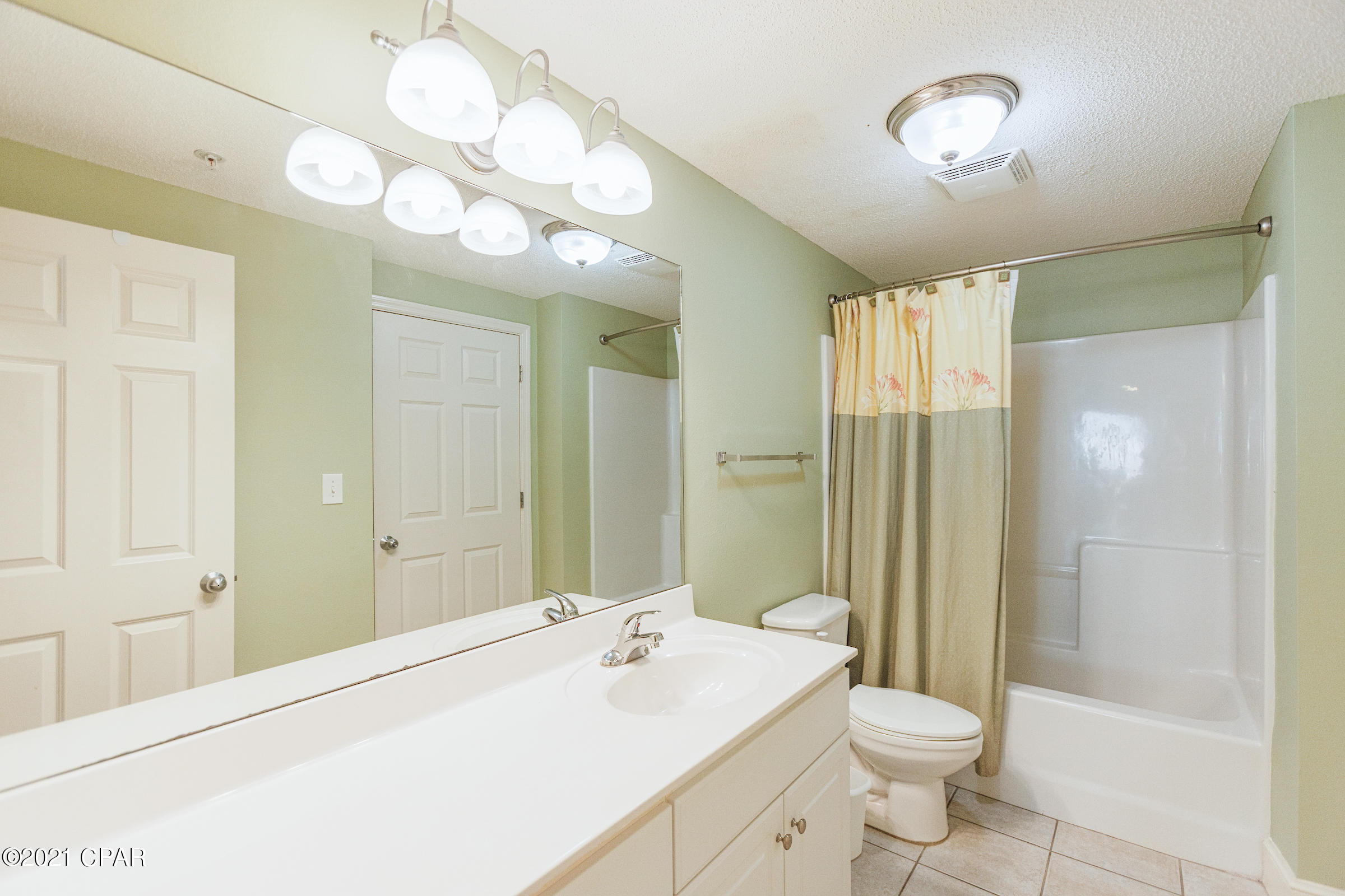 Majestic Beach Tower I - Residential