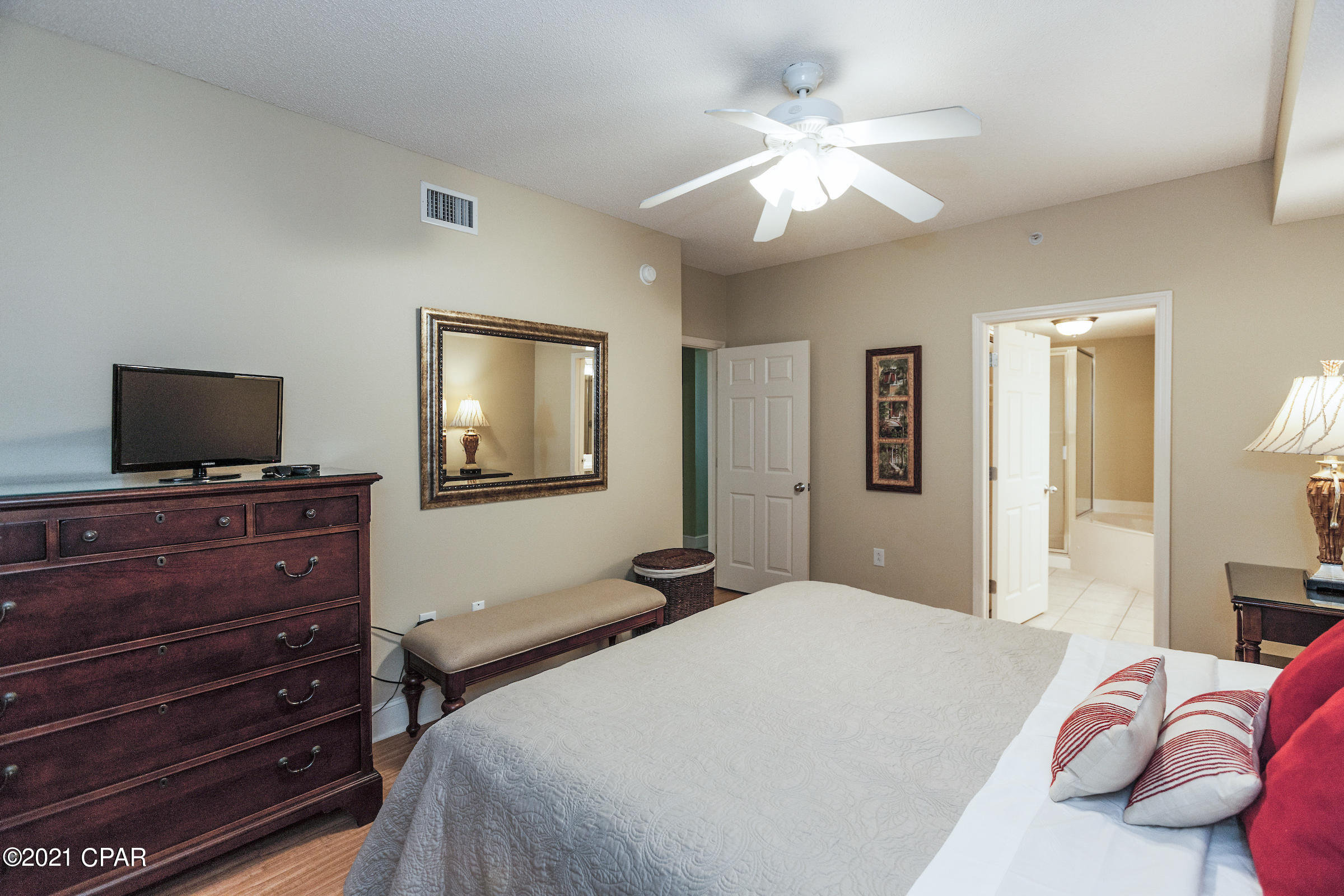 Majestic Beach Tower I - Residential