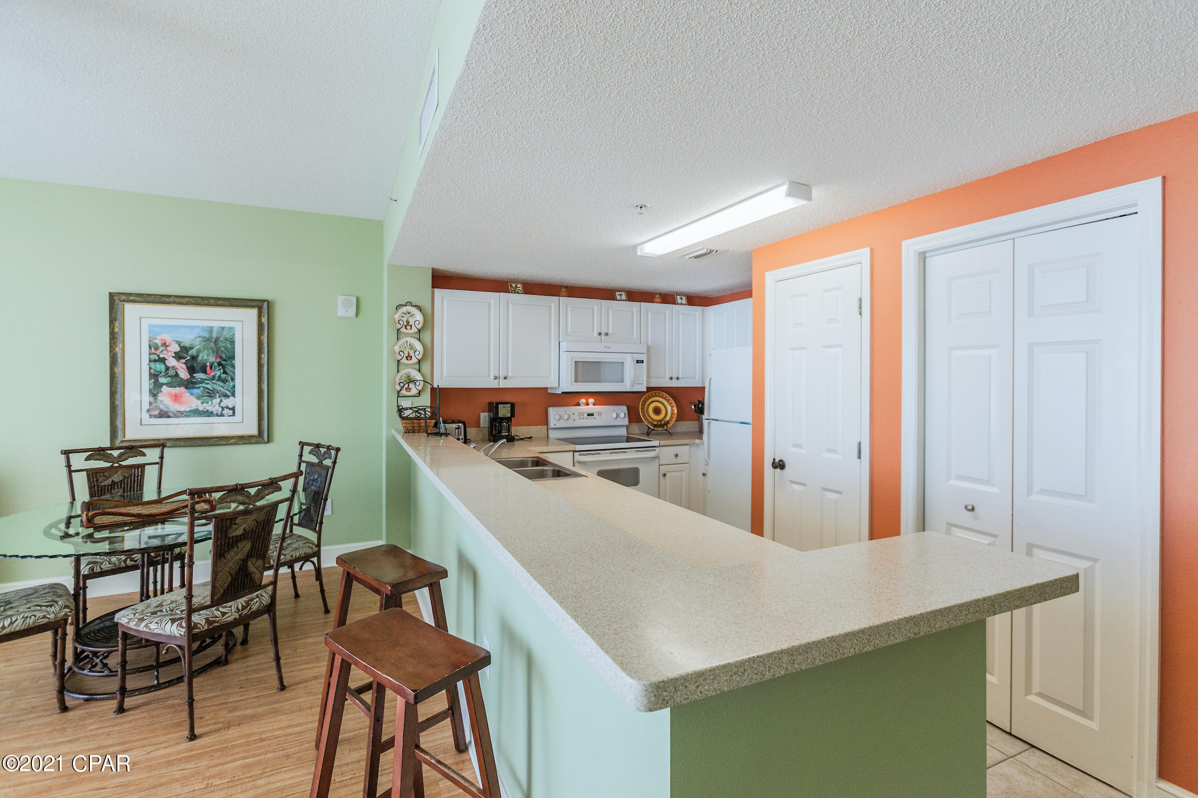 Majestic Beach Tower I - Residential