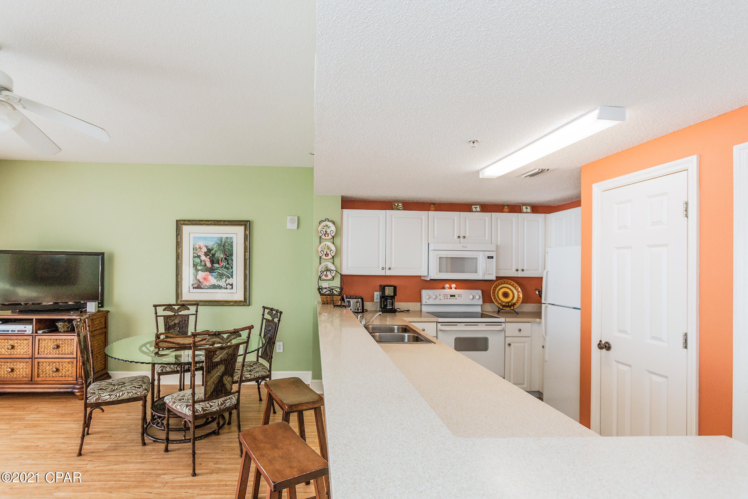 Majestic Beach Tower I - Residential