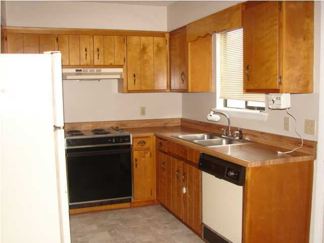 Eastgate Sub Ph I - Residential Lease