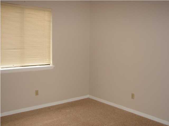 Eastgate Sub Ph I - Residential Lease