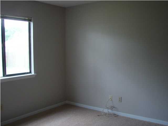 Eastgate Sub Ph I - Residential Lease