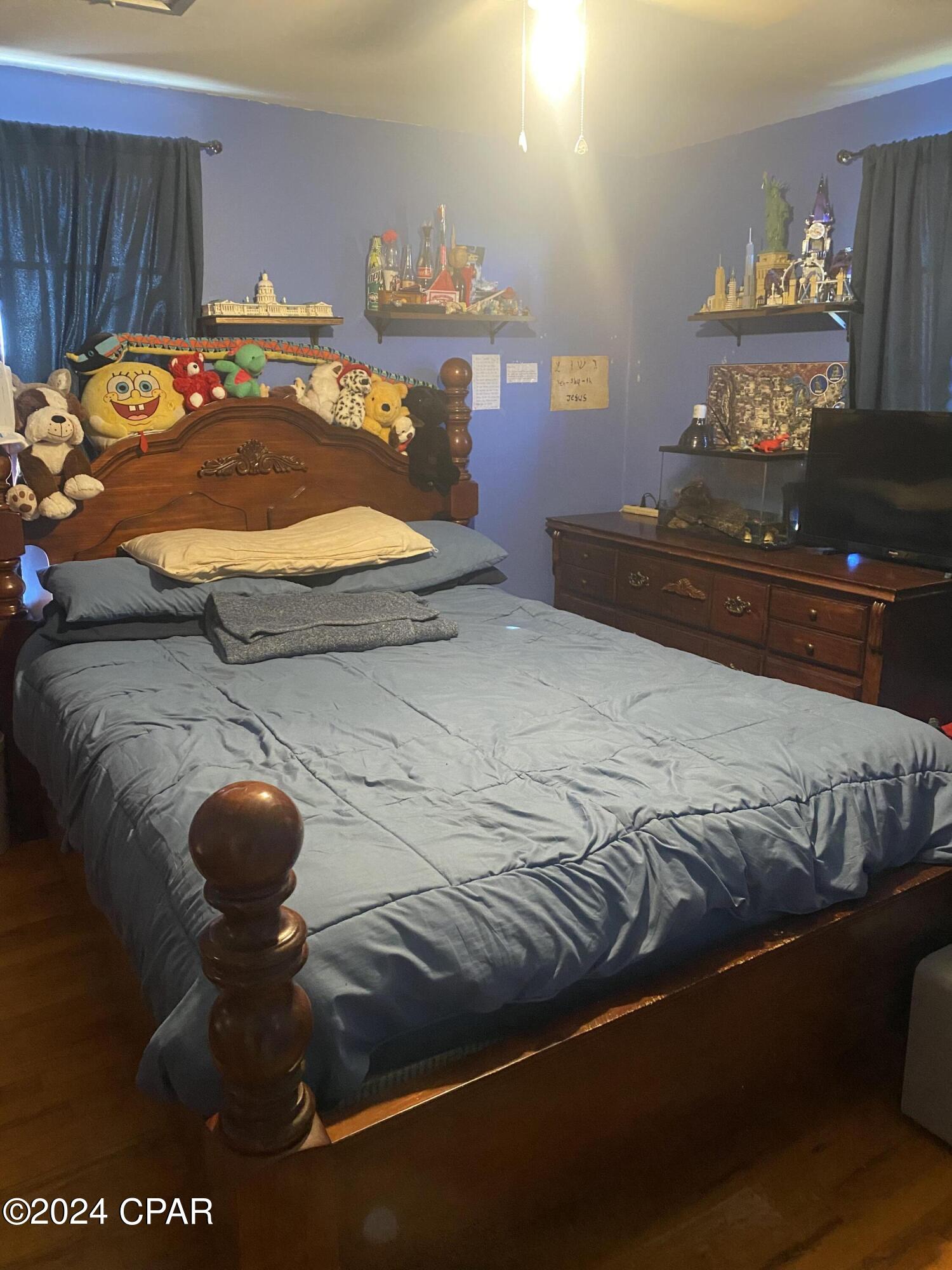 [No Recorded Subdiv] - Residential