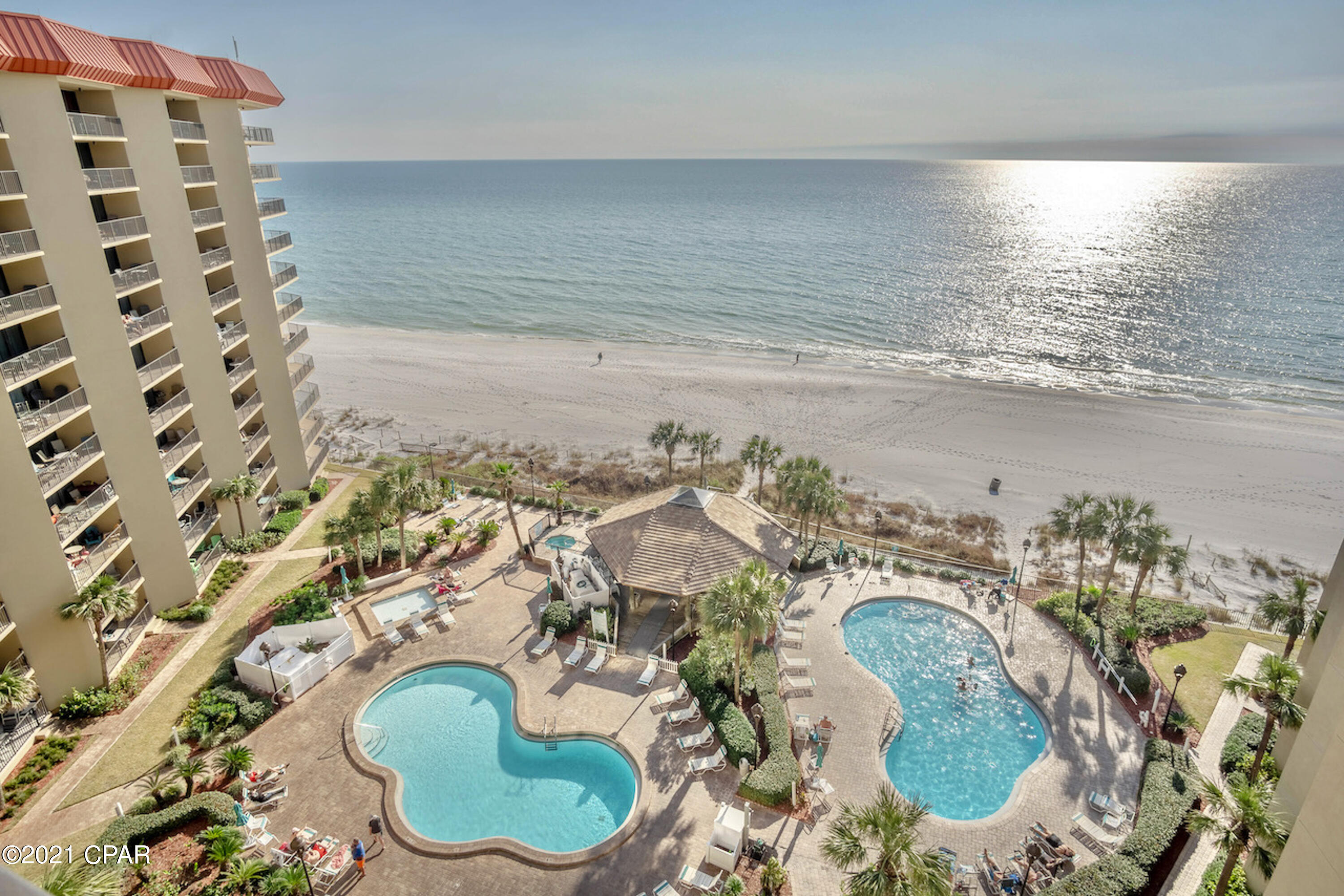 Summerhouse Condo. - Residential