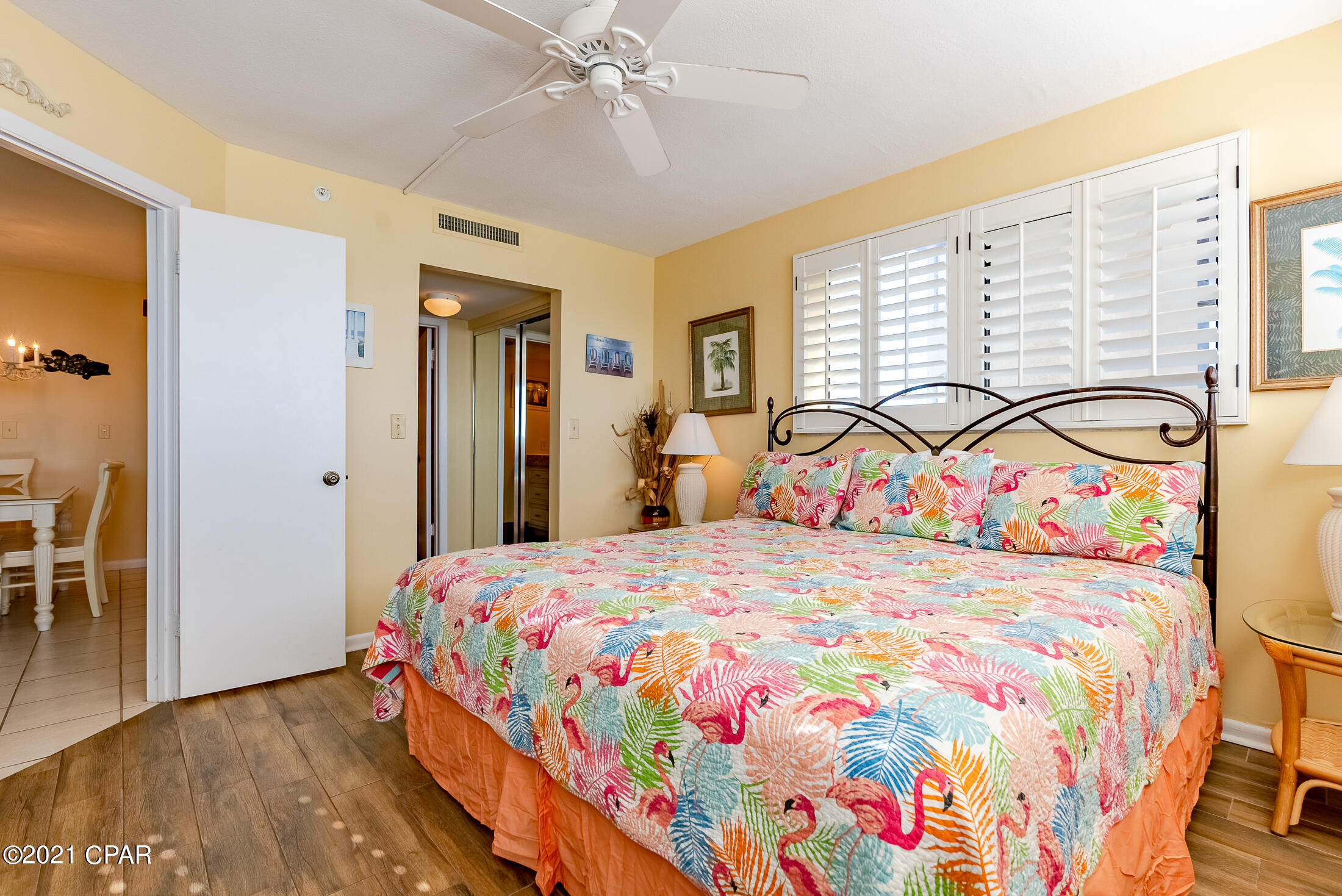 Summerhouse Condo. - Residential