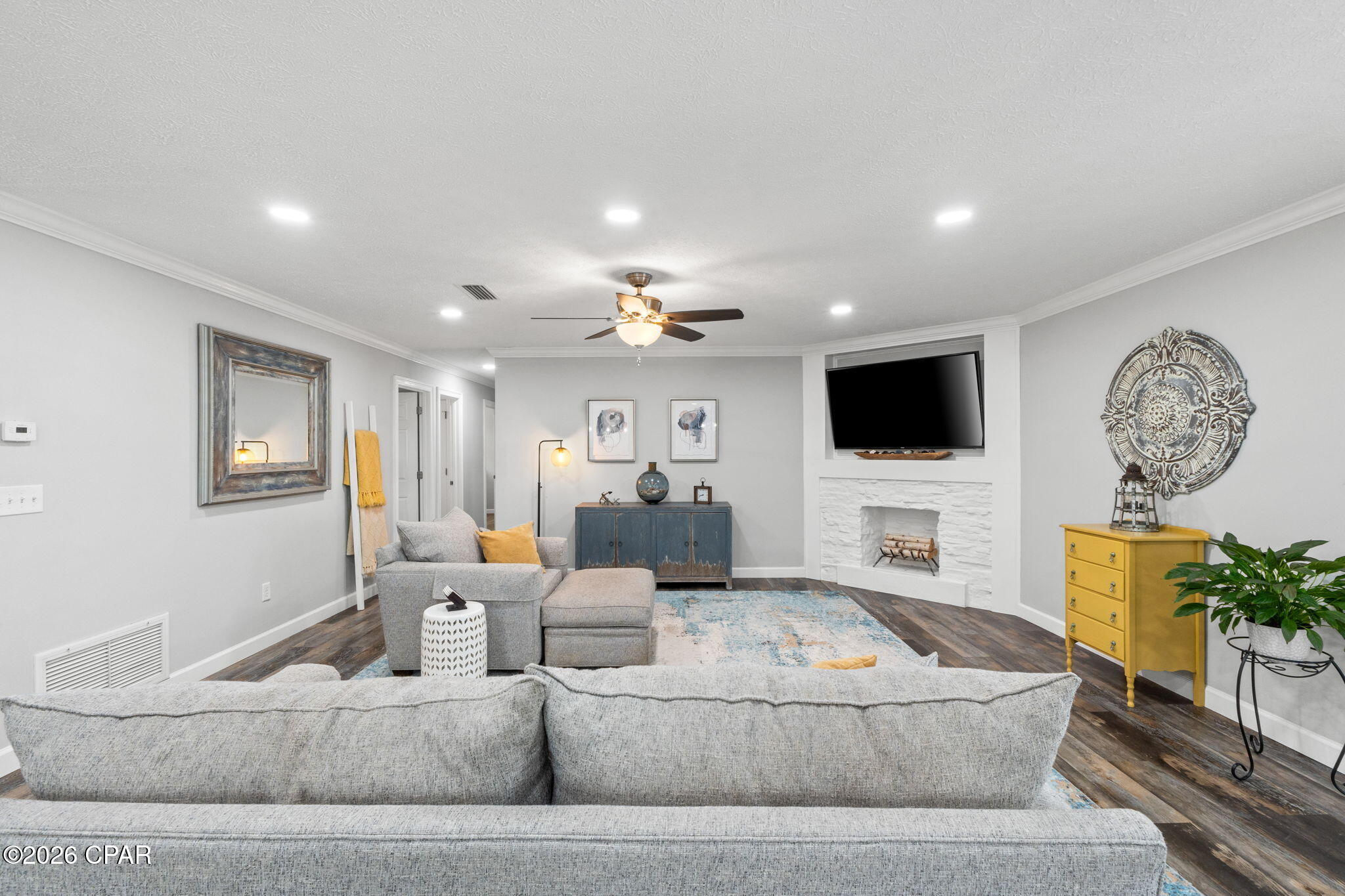 Bay Front Unit 3 - Residential