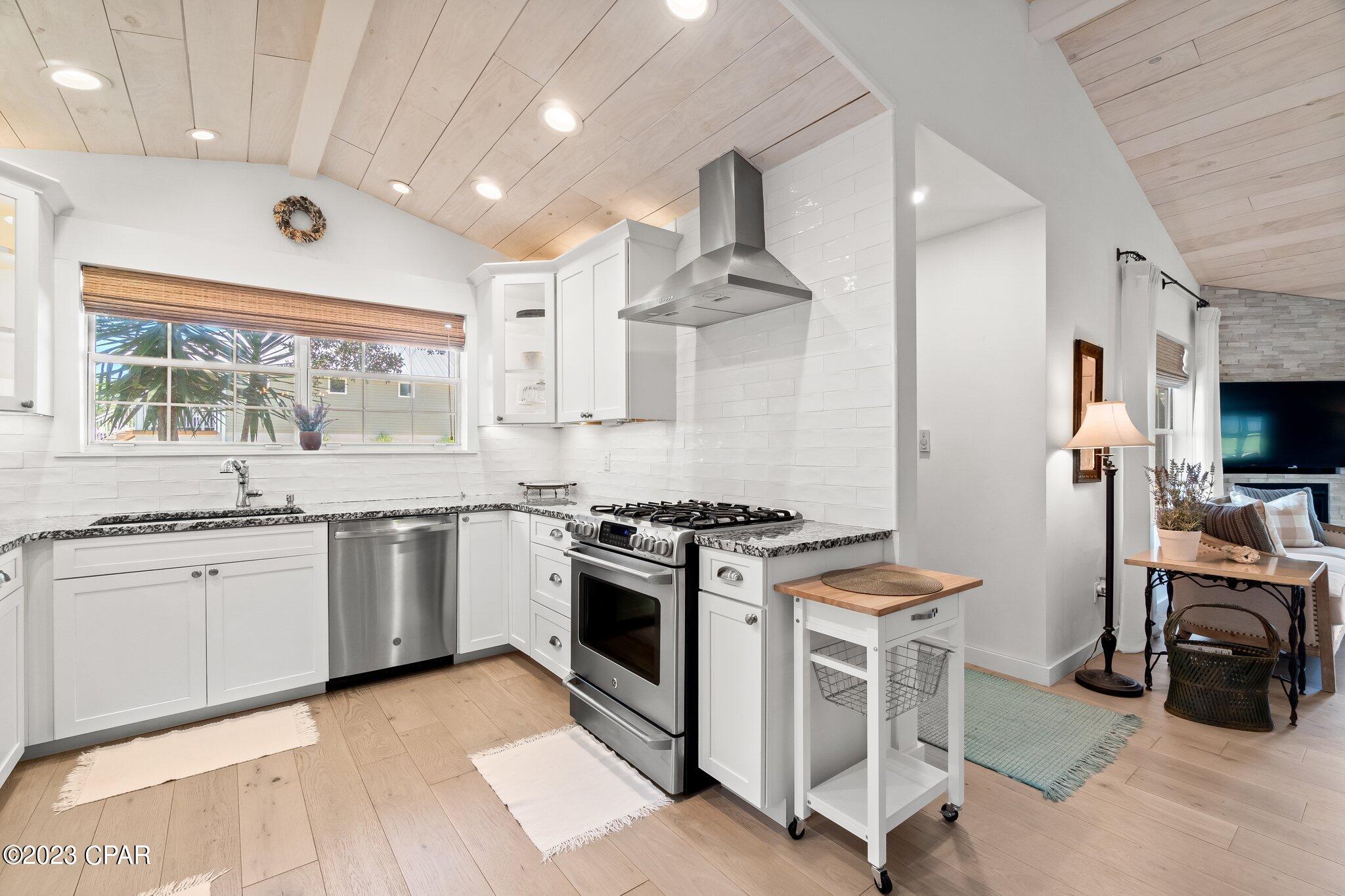 Riviera Beach - Residential