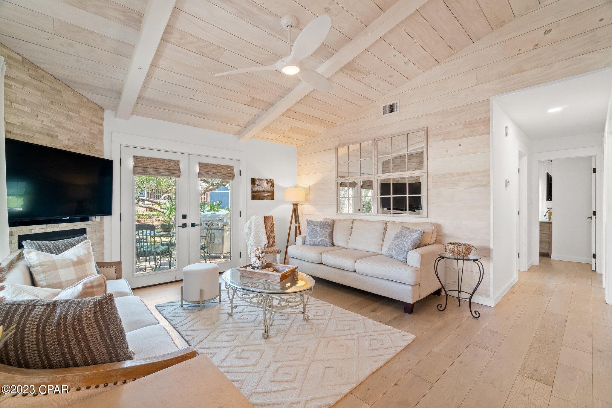 Riviera Beach - Residential