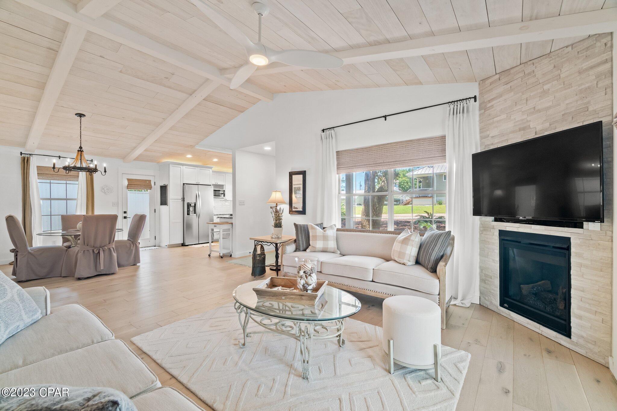 Riviera Beach - Residential