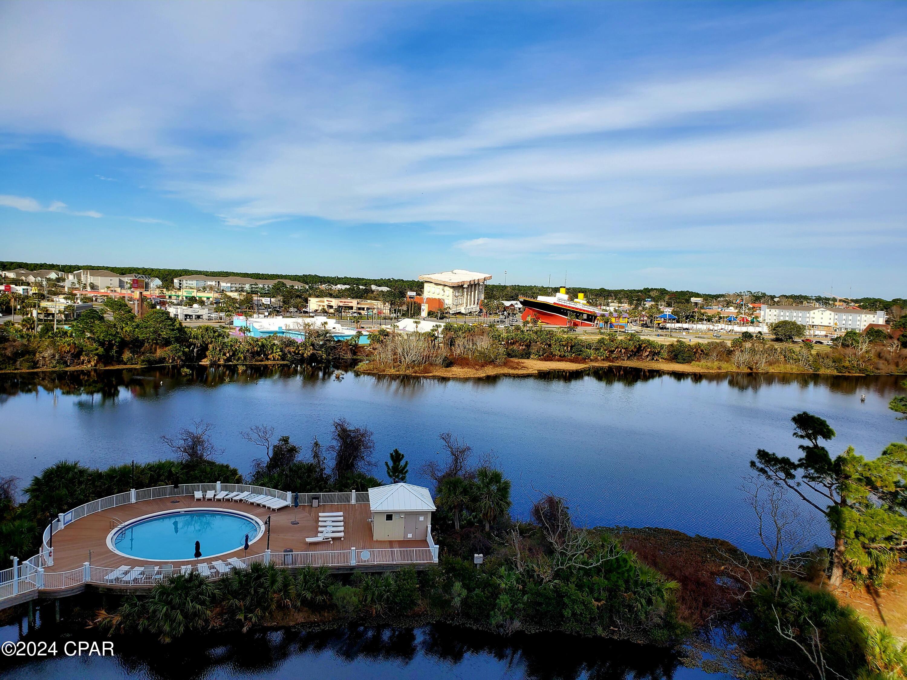 Laketown Wharf - Residential