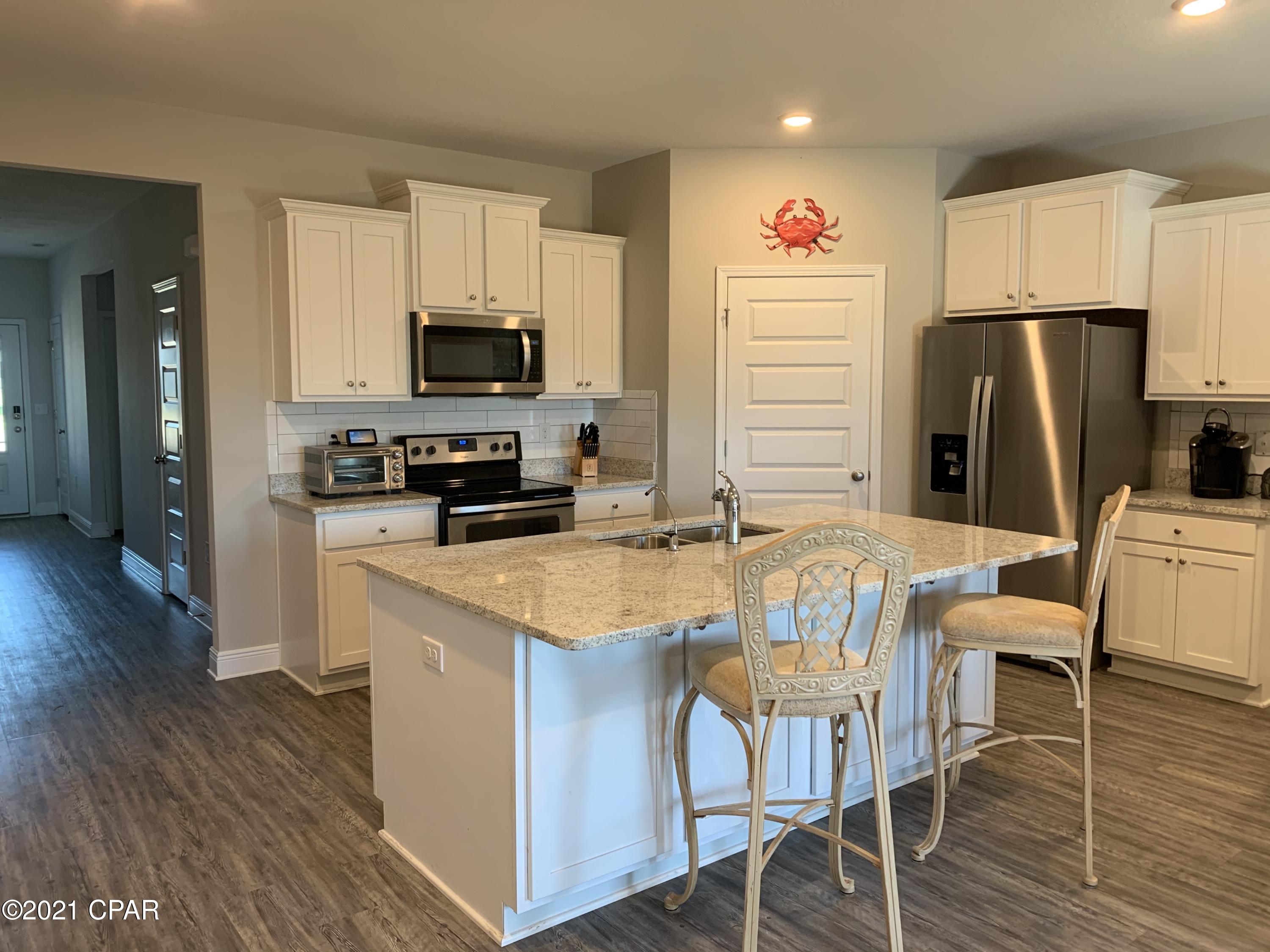 Emerald Cove Villas - Residential Lease