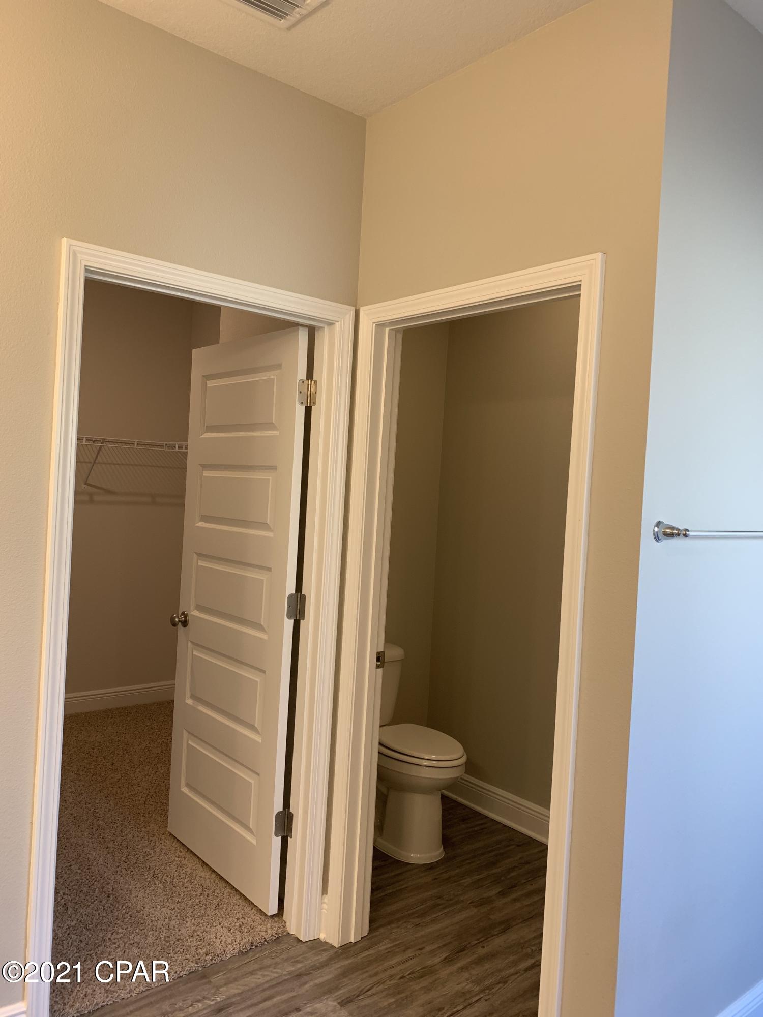 Emerald Cove Villas - Residential Lease