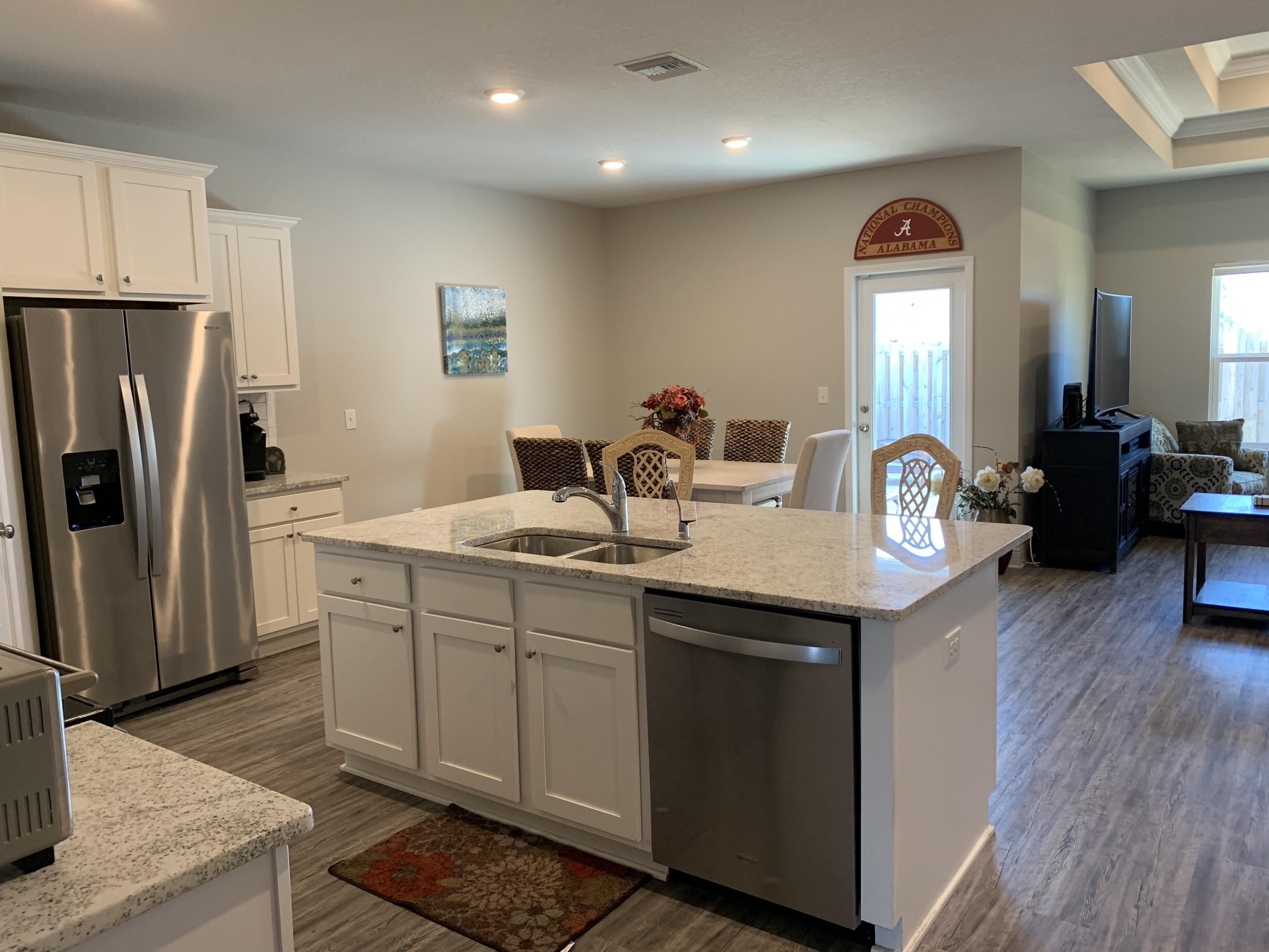 Emerald Cove Villas - Residential Lease