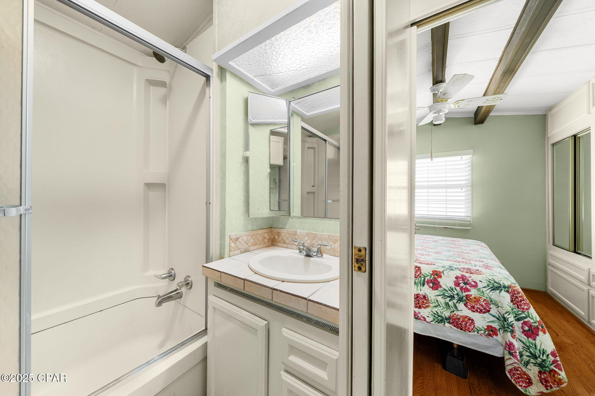 Venture Out Travel Trail - Residential