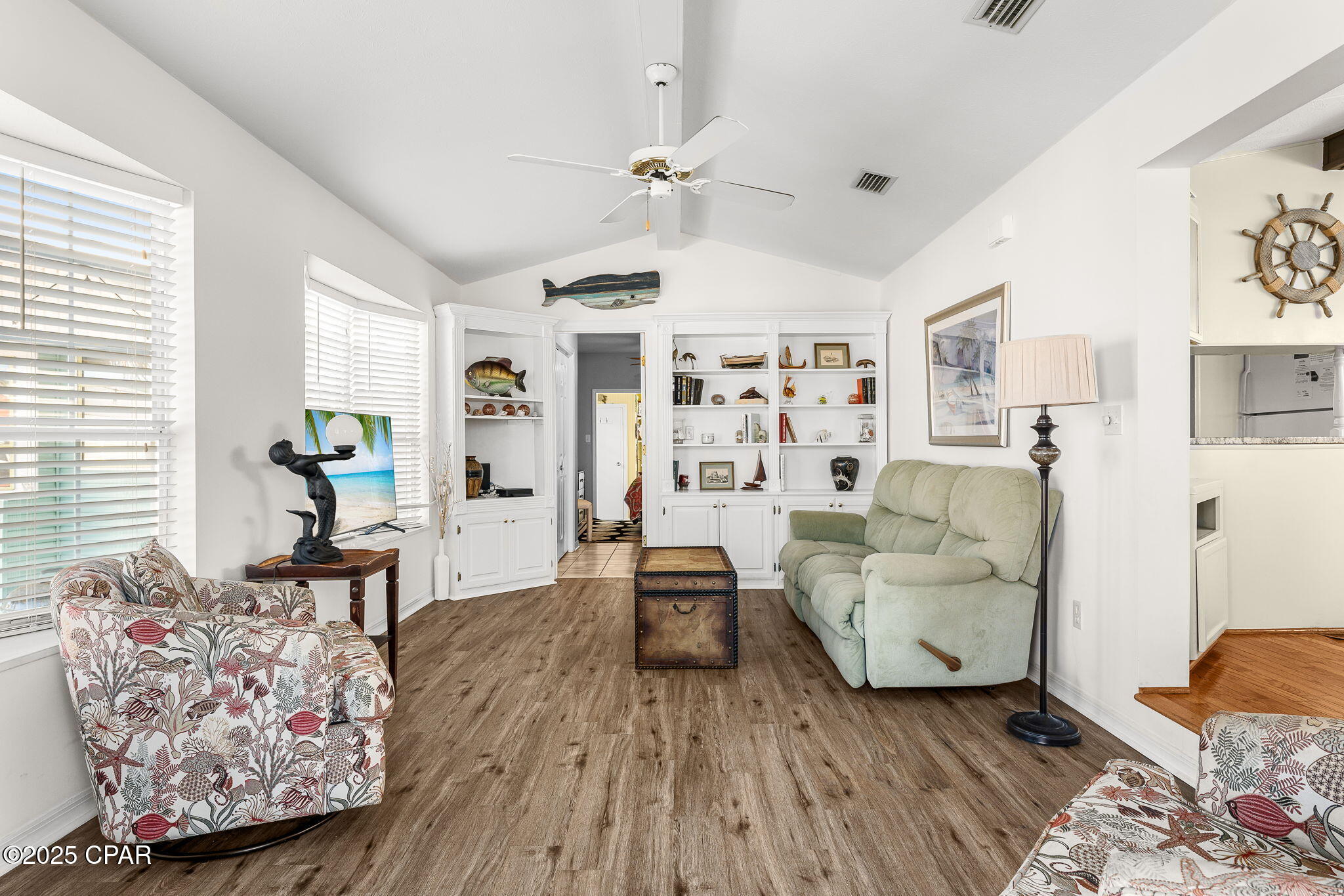 Venture Out Travel Trail - Residential