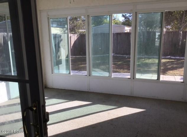 Pine Tree Place Unit 1 - Residential