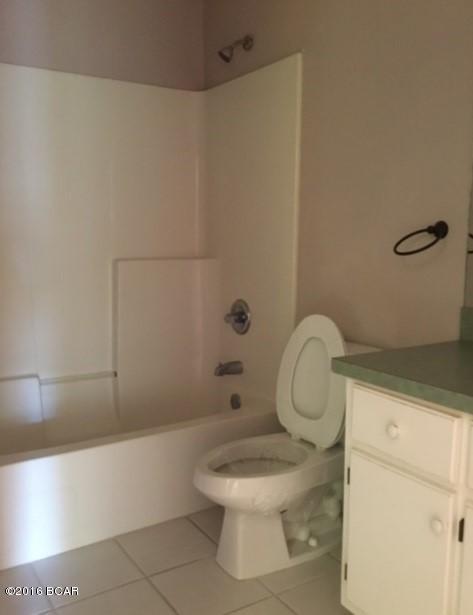 Pine Tree Place Unit 1 - Residential