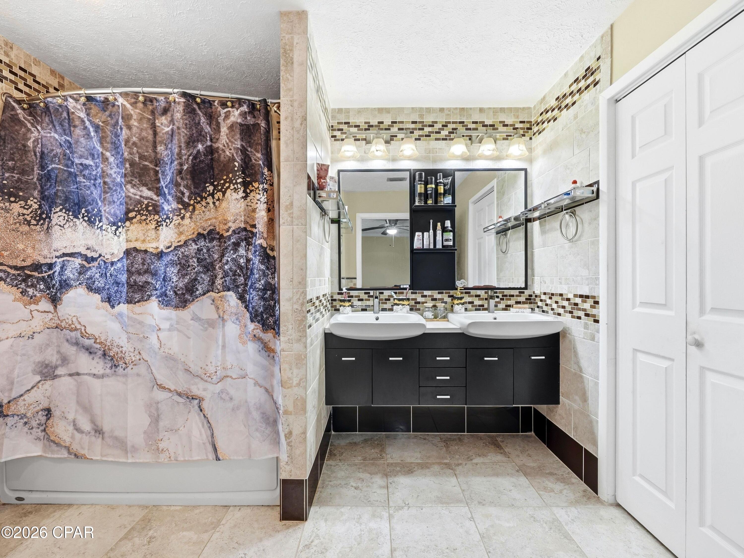 Bingoose Estates U-1 - Residential