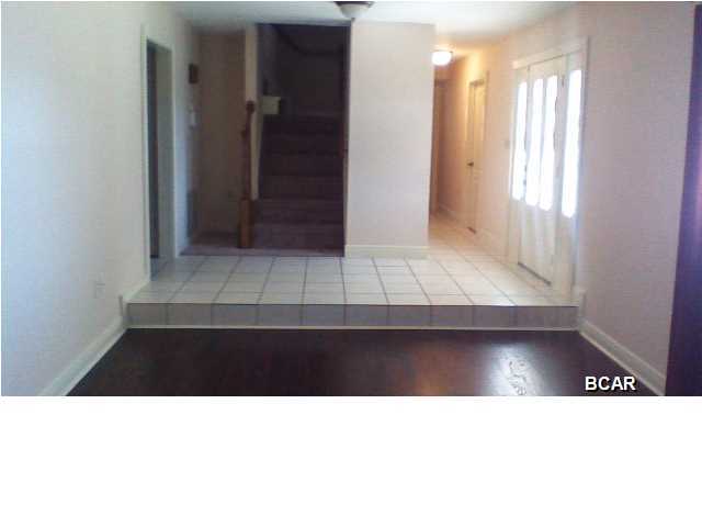 Baywood Shores Est Unit 3 - Residential Lease