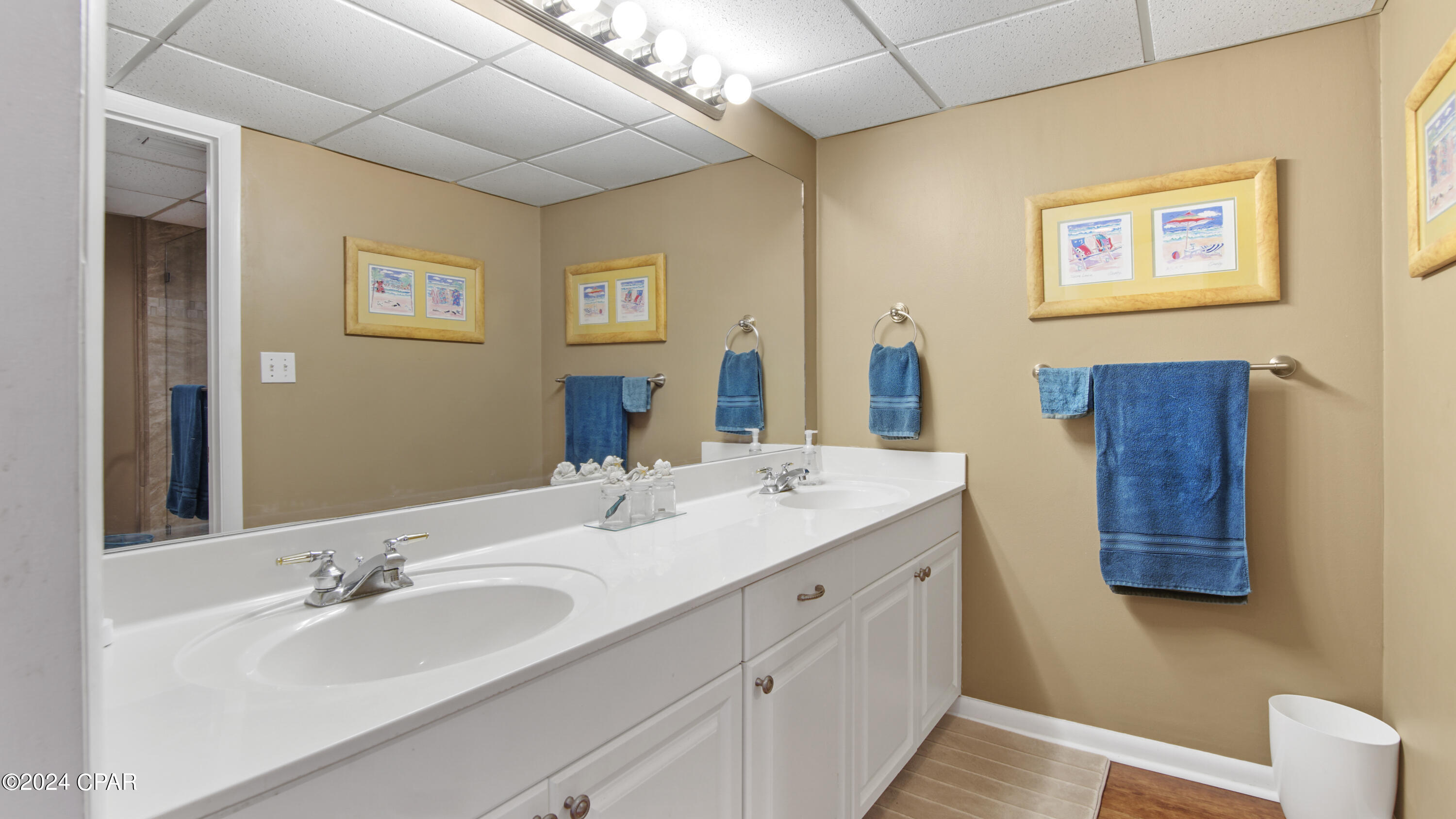 Long Beach Towers II - Residential