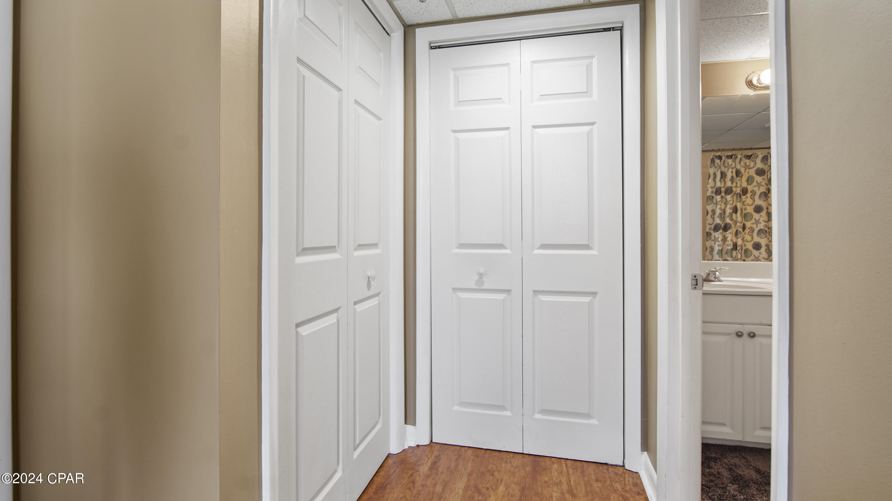 Long Beach Towers II - Residential