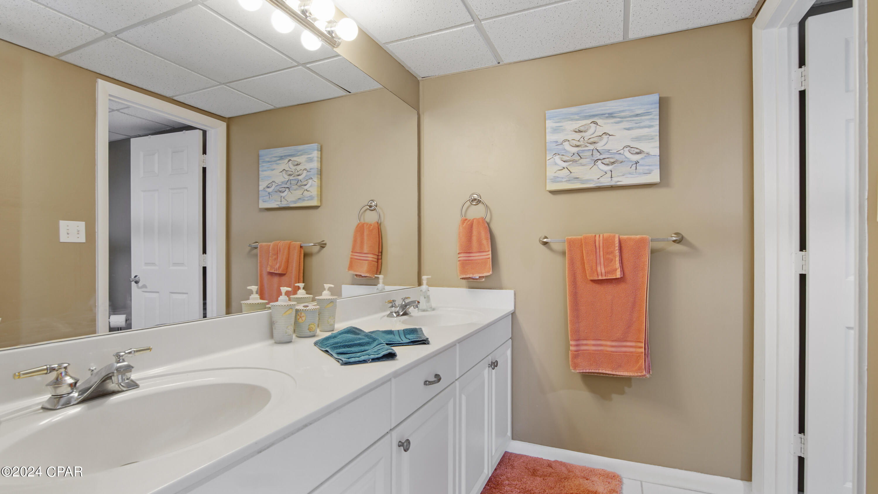 Long Beach Towers II - Residential