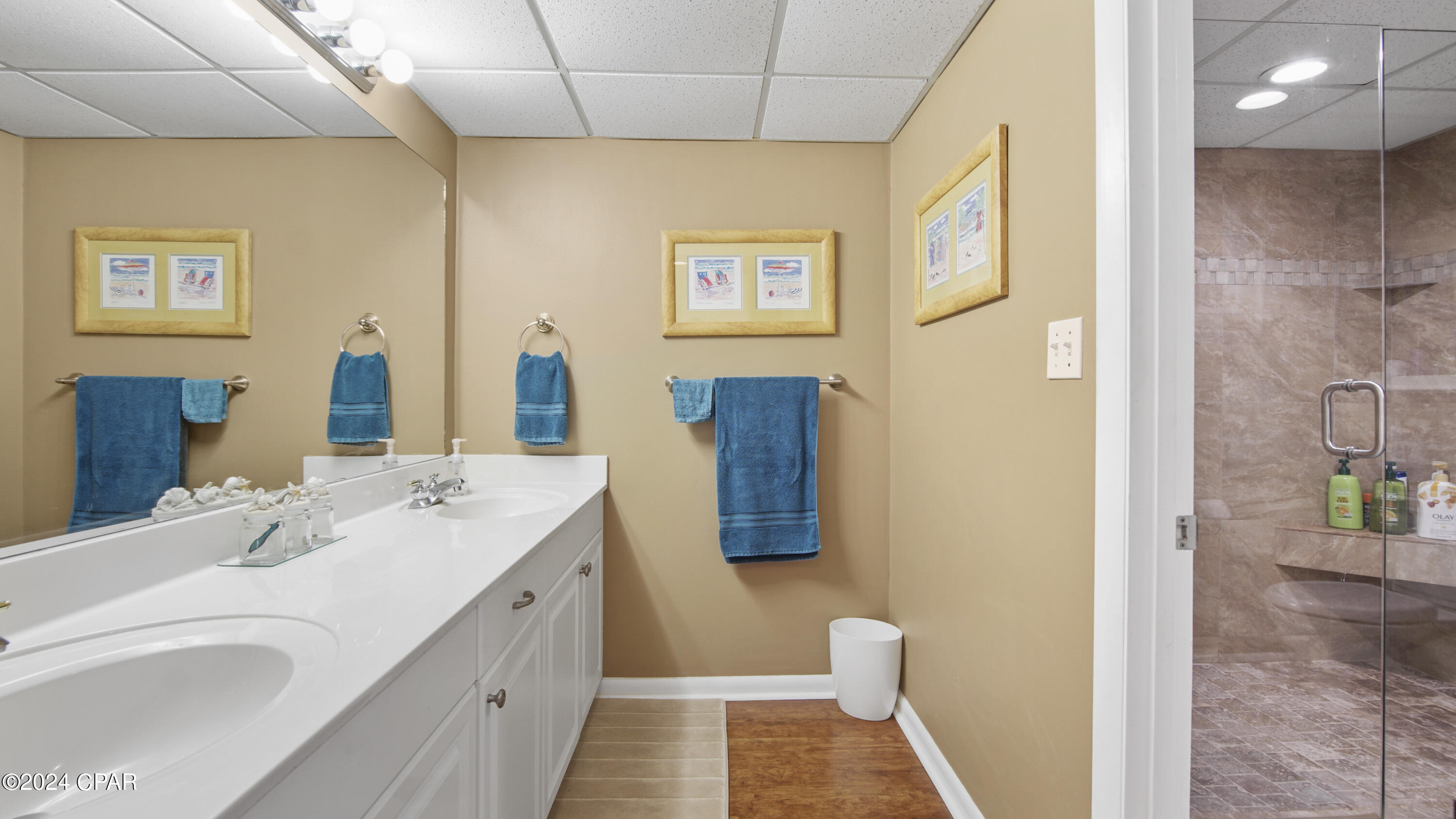 Long Beach Towers II - Residential