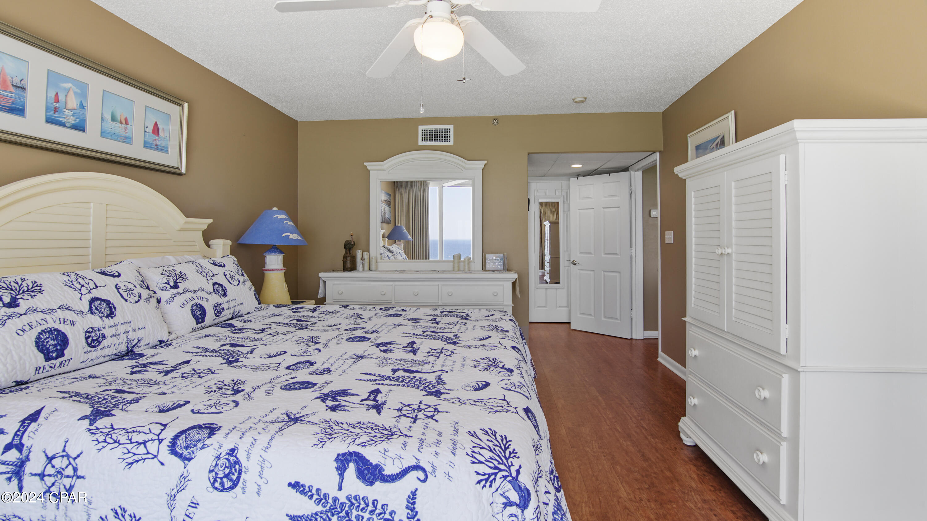 Long Beach Towers II - Residential