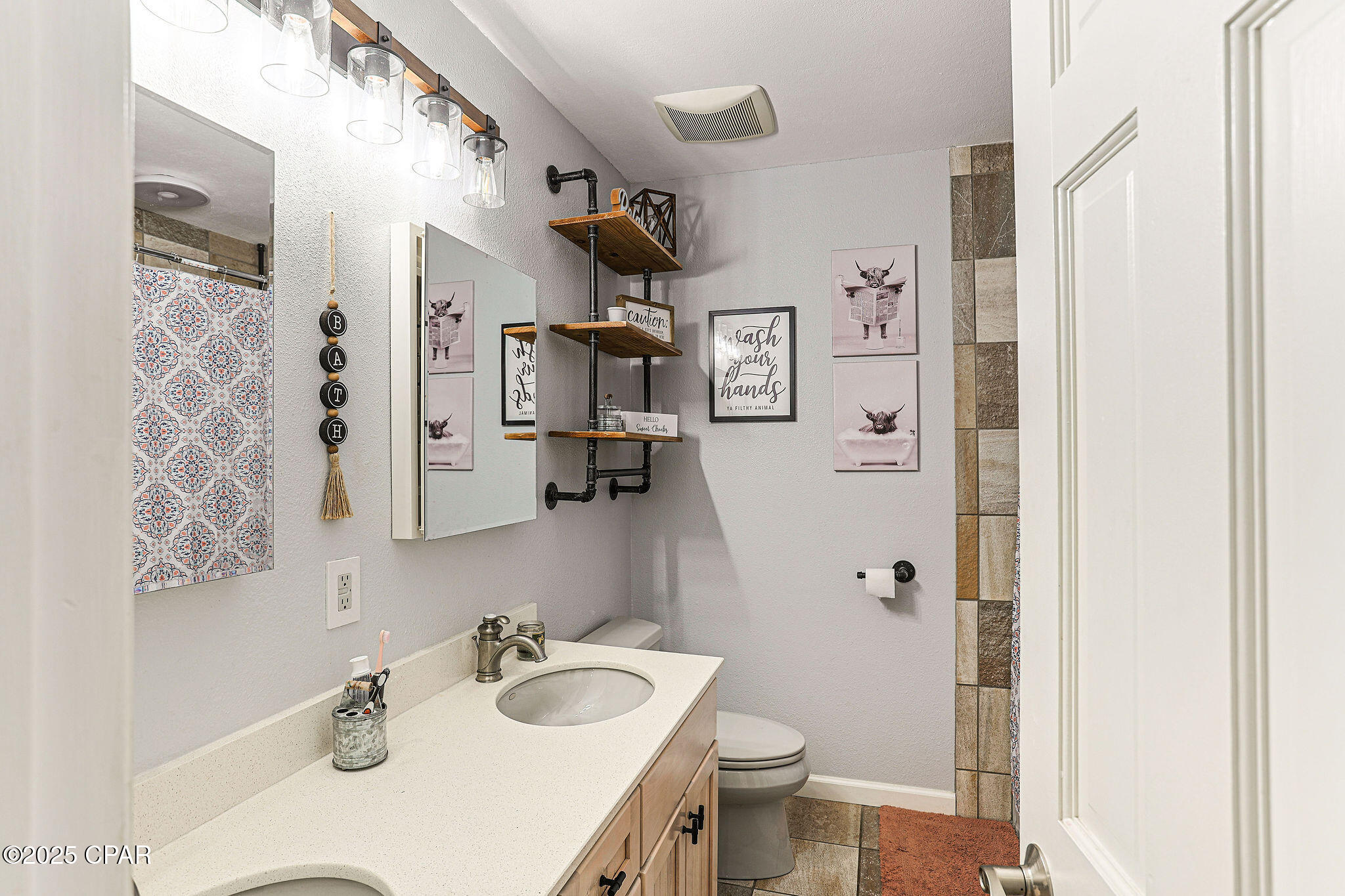 Country Club Hills #2 - Residential