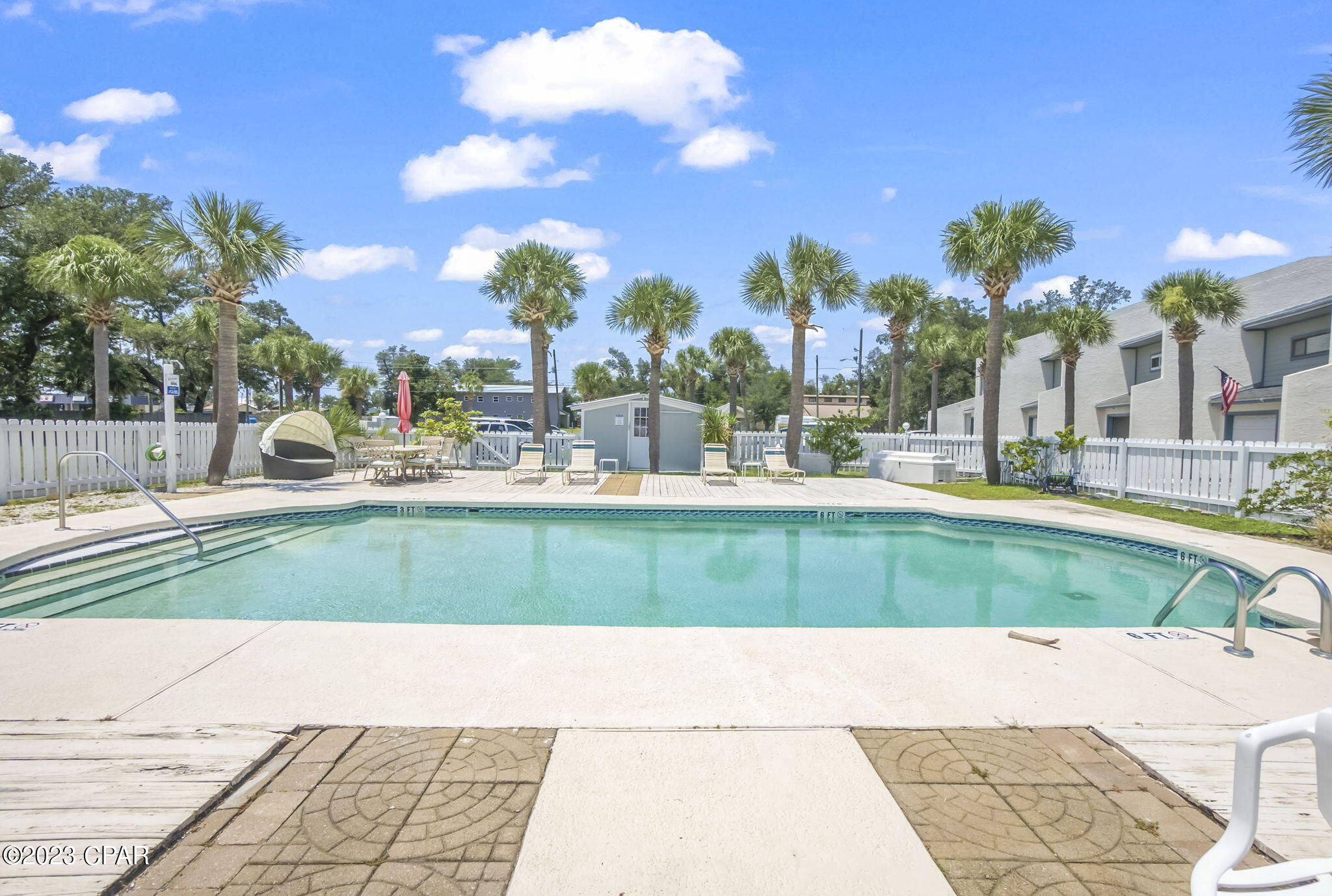 Sunbay Townhouses - Residential