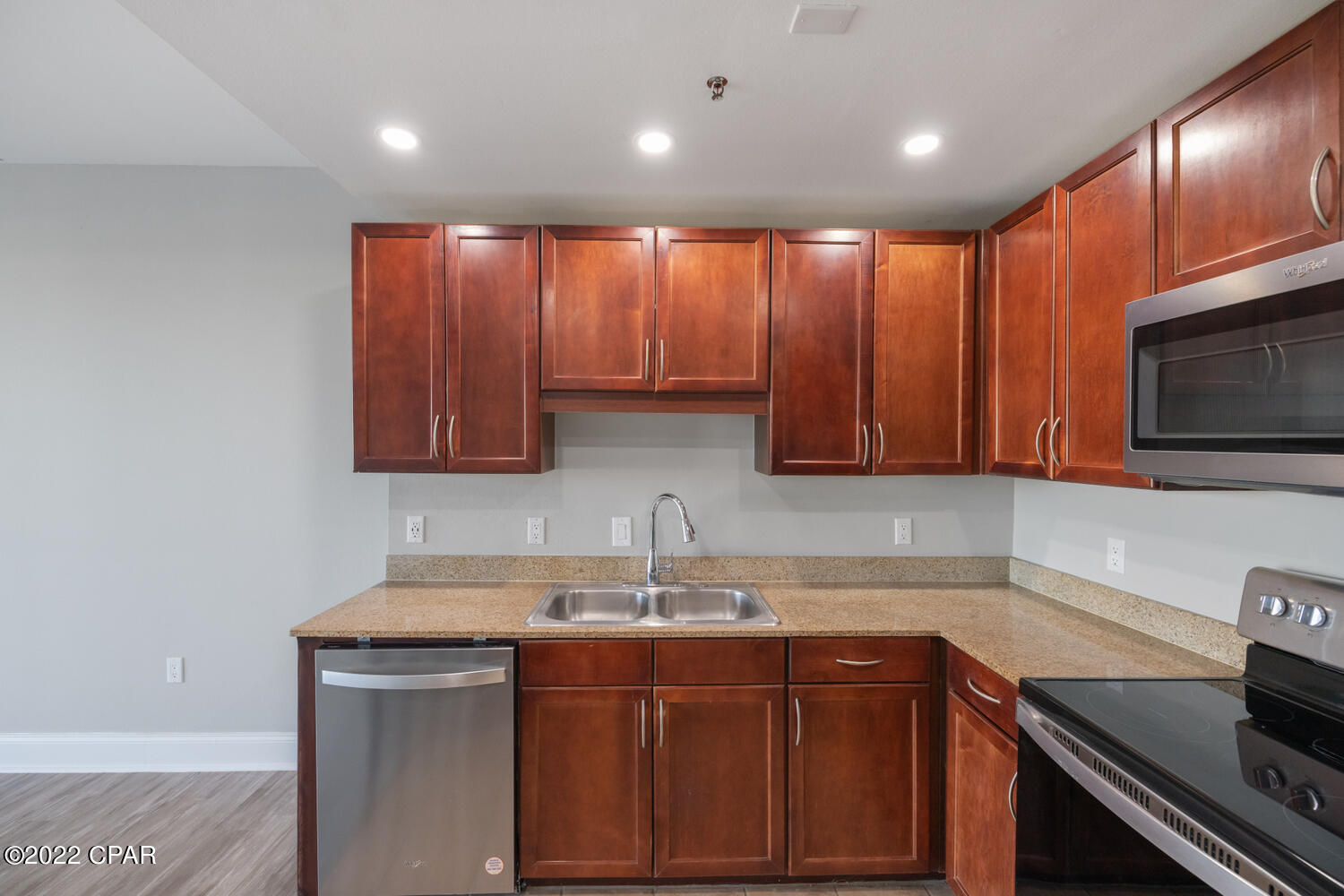 Laketown Wharf - Residential