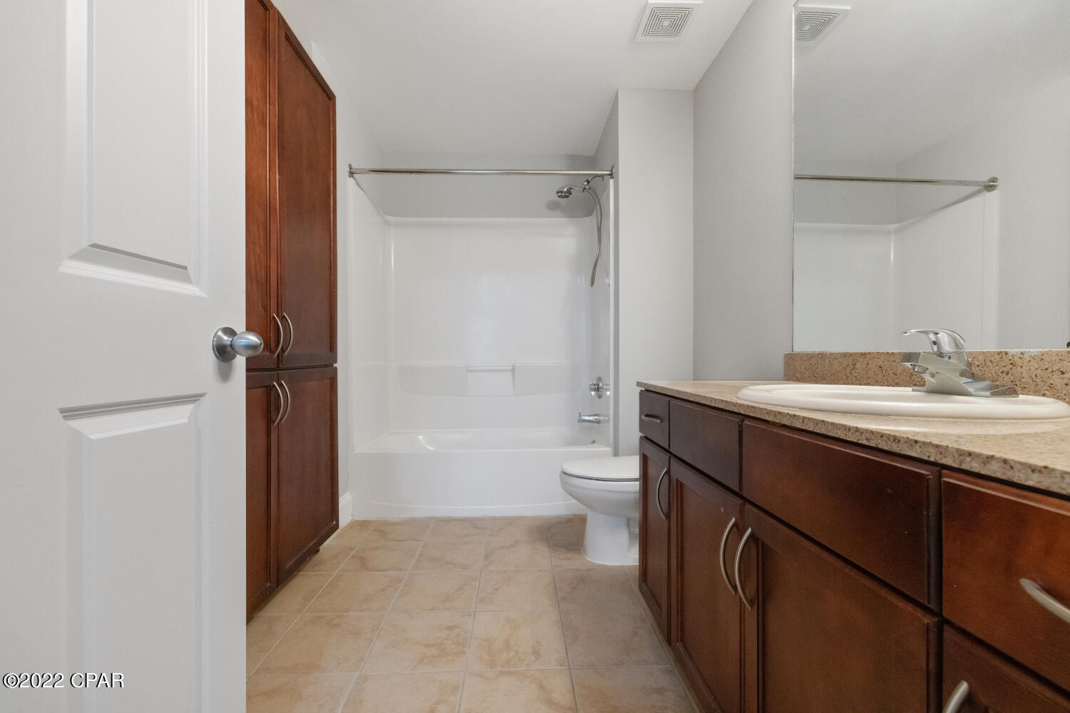 Laketown Wharf - Residential