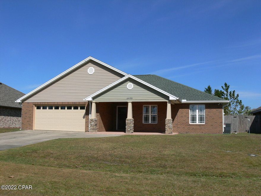 Priced to Sell !! This beautiful 3 bedroom 2 bath brick home is located in Bylsma Manor, it features a open floor plan with beautiful trey ceilings in the living room which opens to the kitchen and dining room area. The master bedroom suite has double trey ceilings, a large walk in closet, jacuzzi tub, double vanity and a separate tiled shower. The back porch is screened in for those nice afternoon cook outs. The back yard already has a privacy fence with plenty of room for children to play. This is a beautiful home in a great location that's not to far out but not in the middle of town either. All measurements are approximately please verify if important.