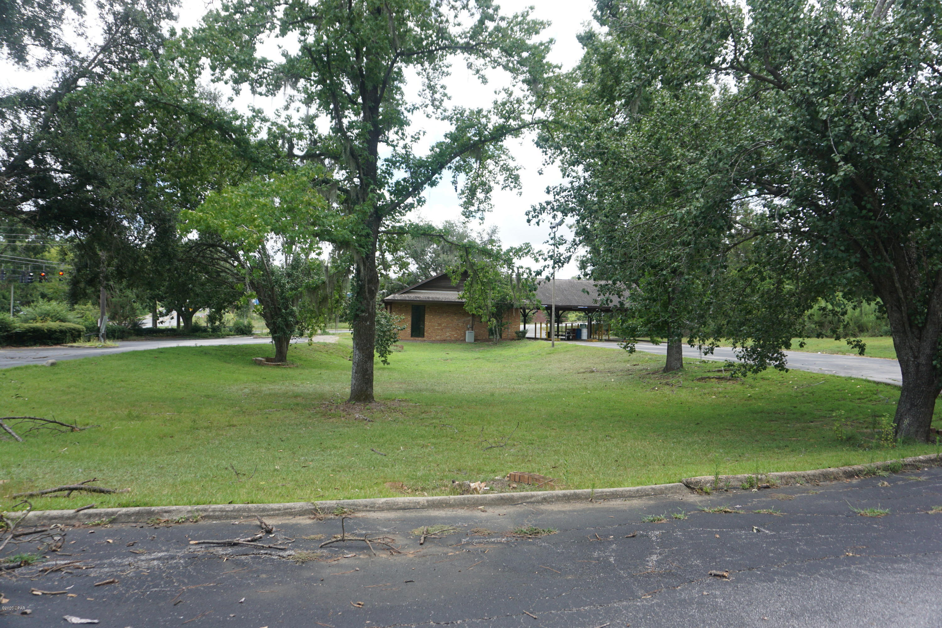 [No Recorded Subdiv] - Commercial Sale